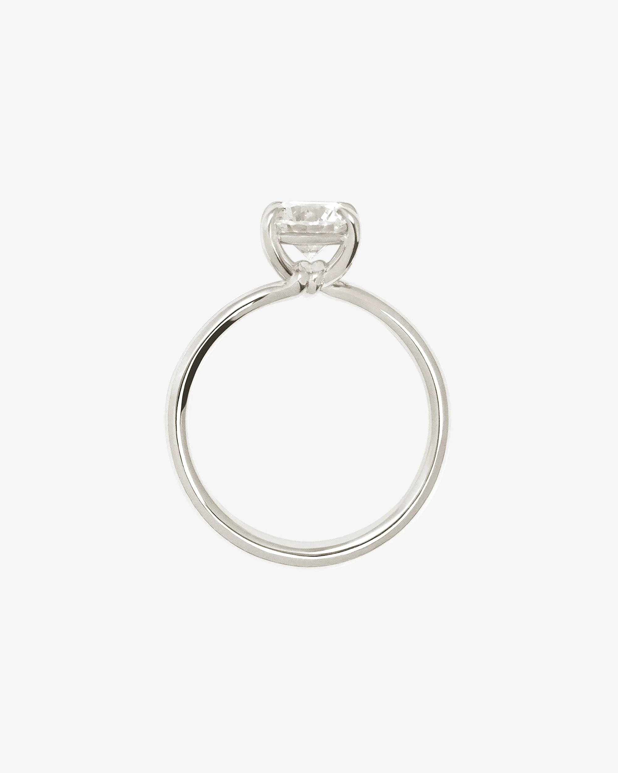Adama Round Ring Solitaire Diamond Platinum - Image 2