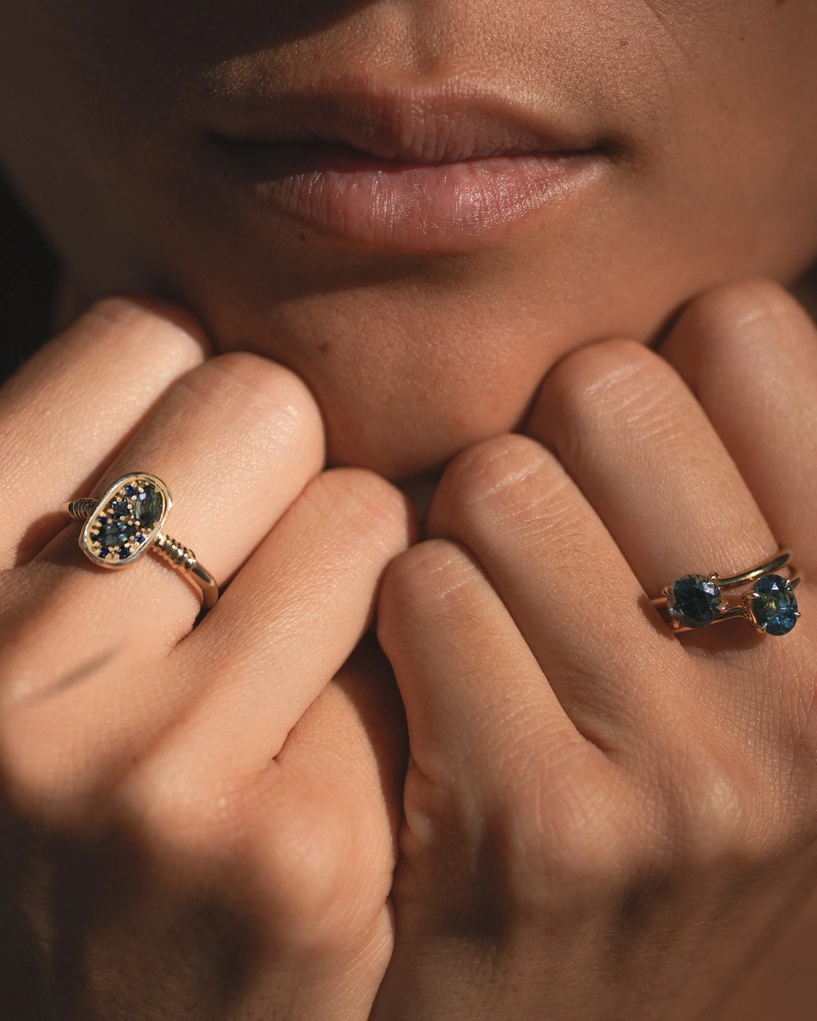 Adama Round Ring Solitaire Teal Sapphire Solid Gold - Image 3