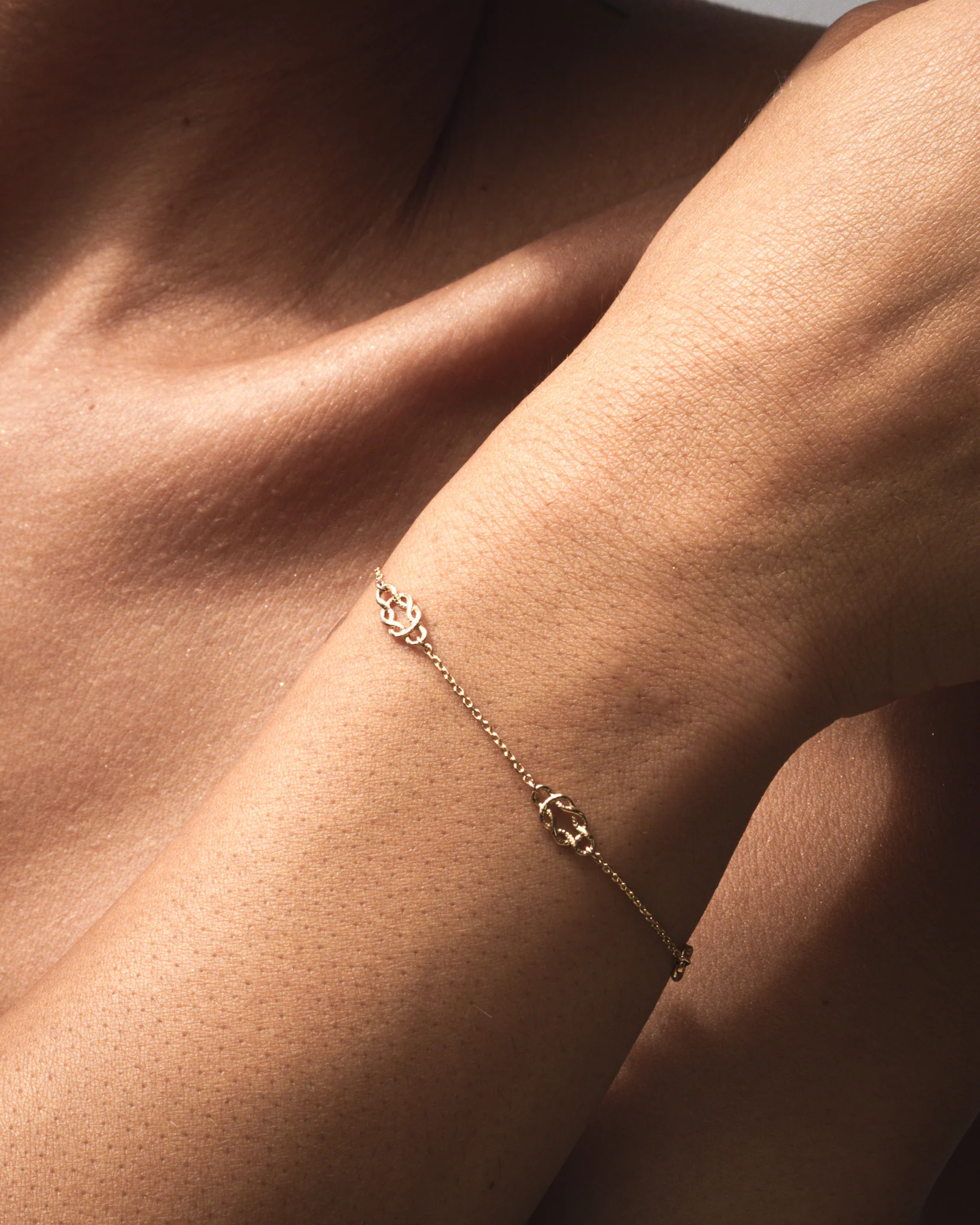 Airla Bracelet Solid Gold - Image 2