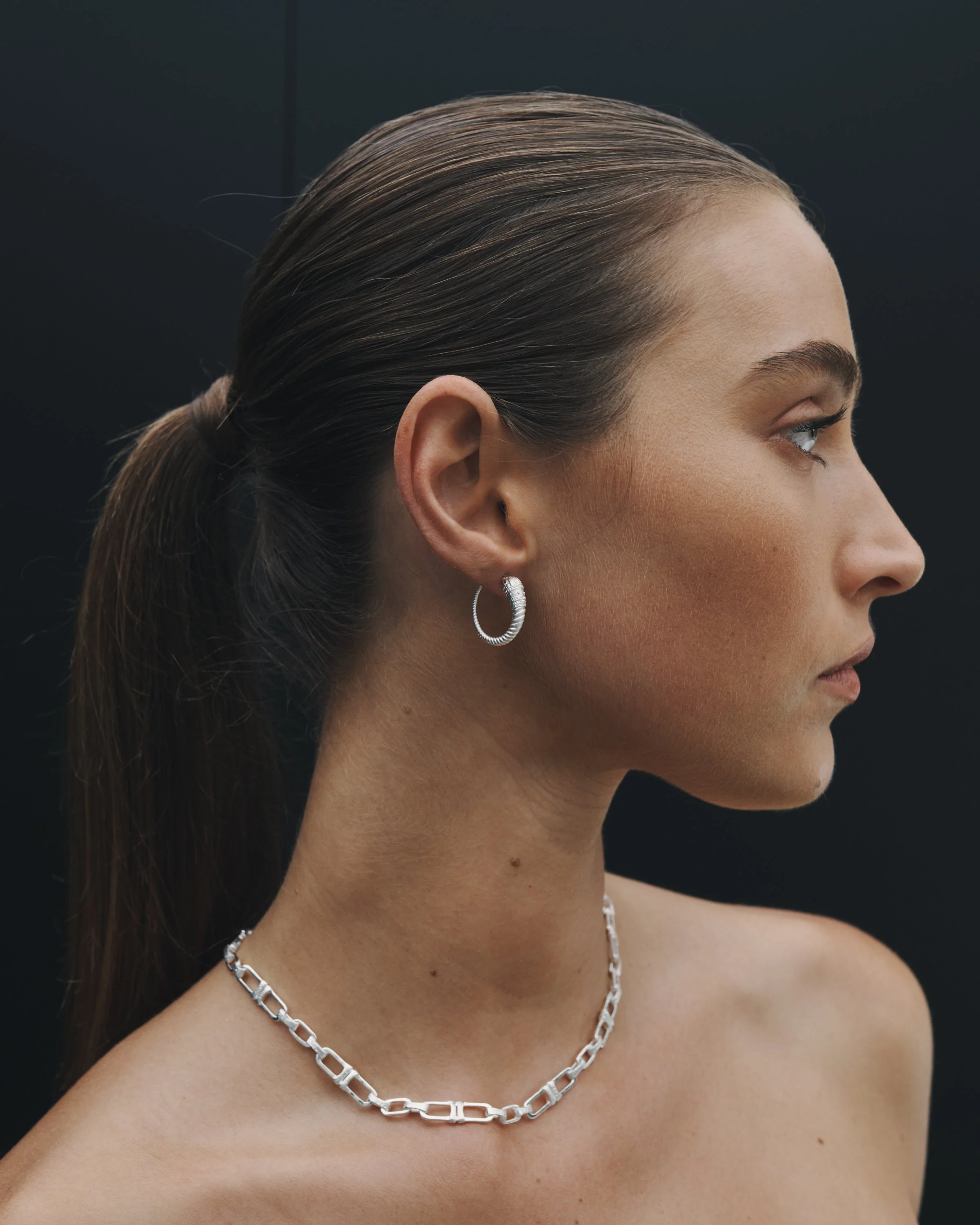 Alida Dual Anchor Chain Silver - Image 3