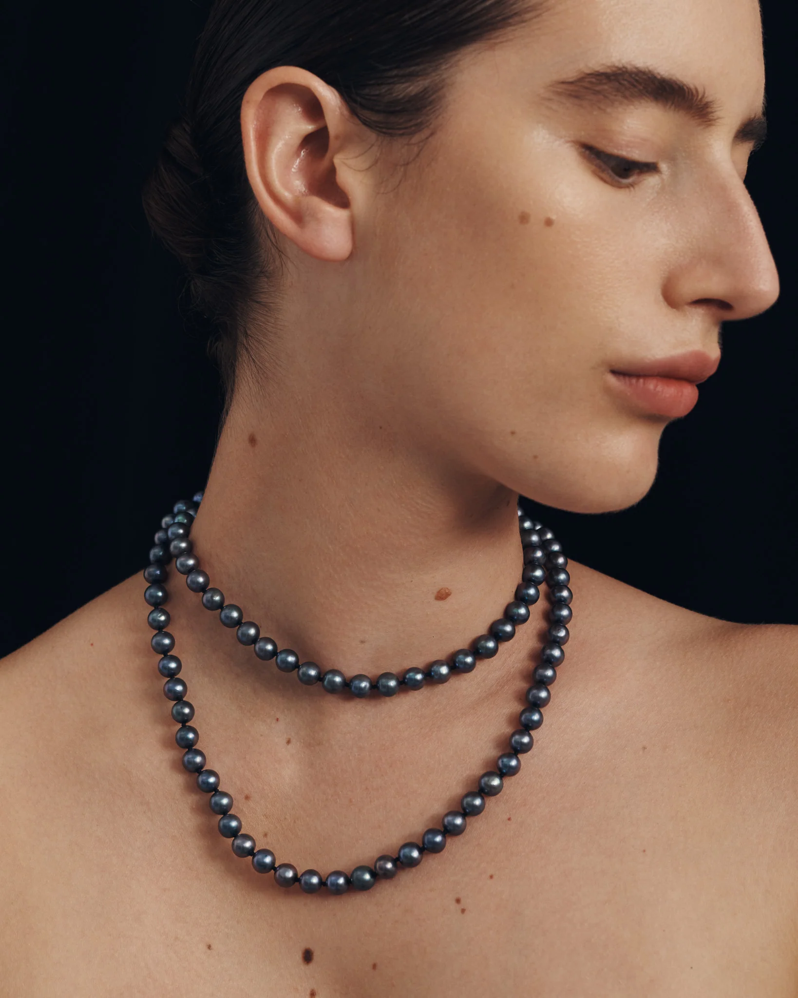 Aris Peacock Pearl Beaded Necklace Solid Gold - Image 4
