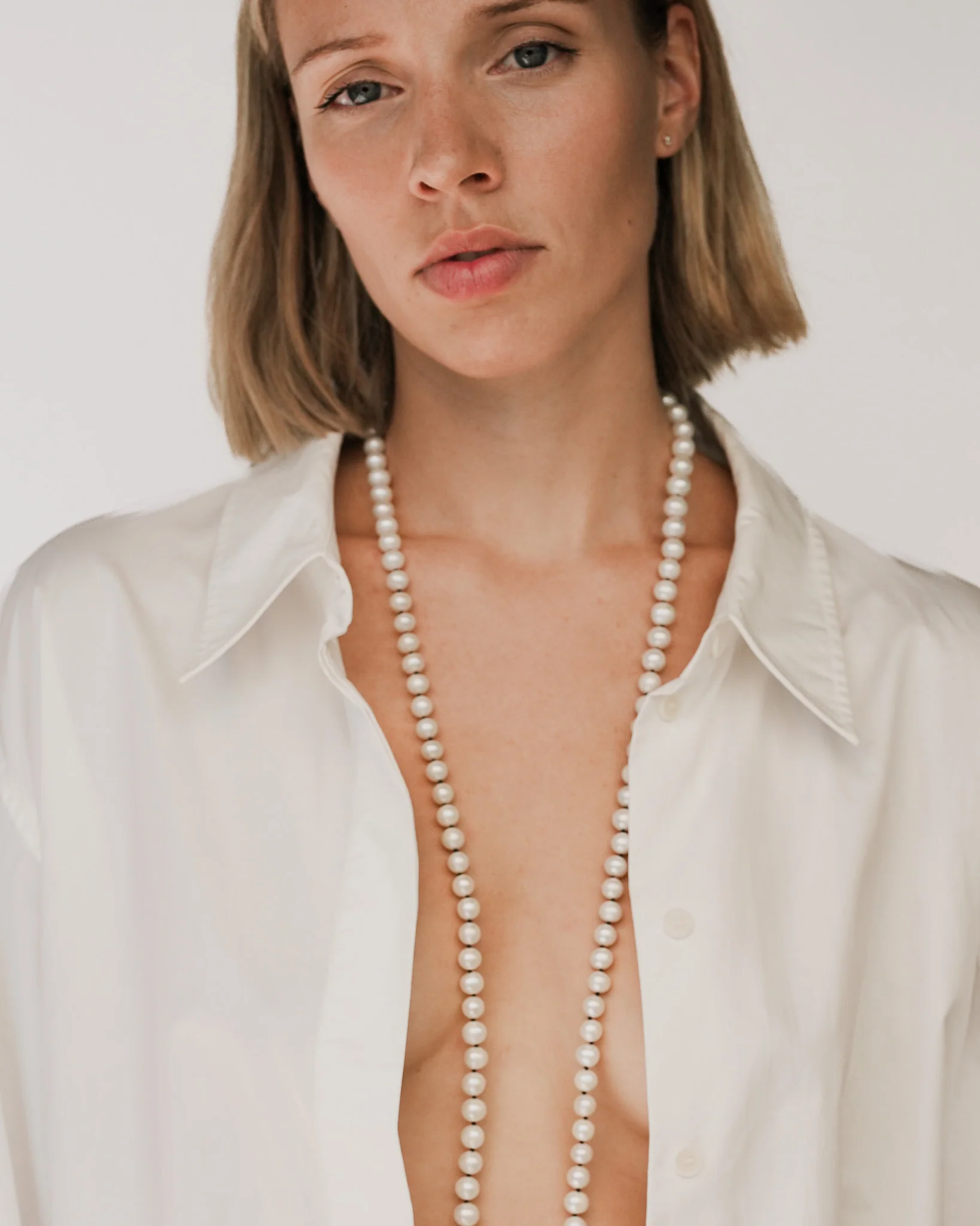 Aris Pearl Beaded Necklace Solid Gold - Image 6