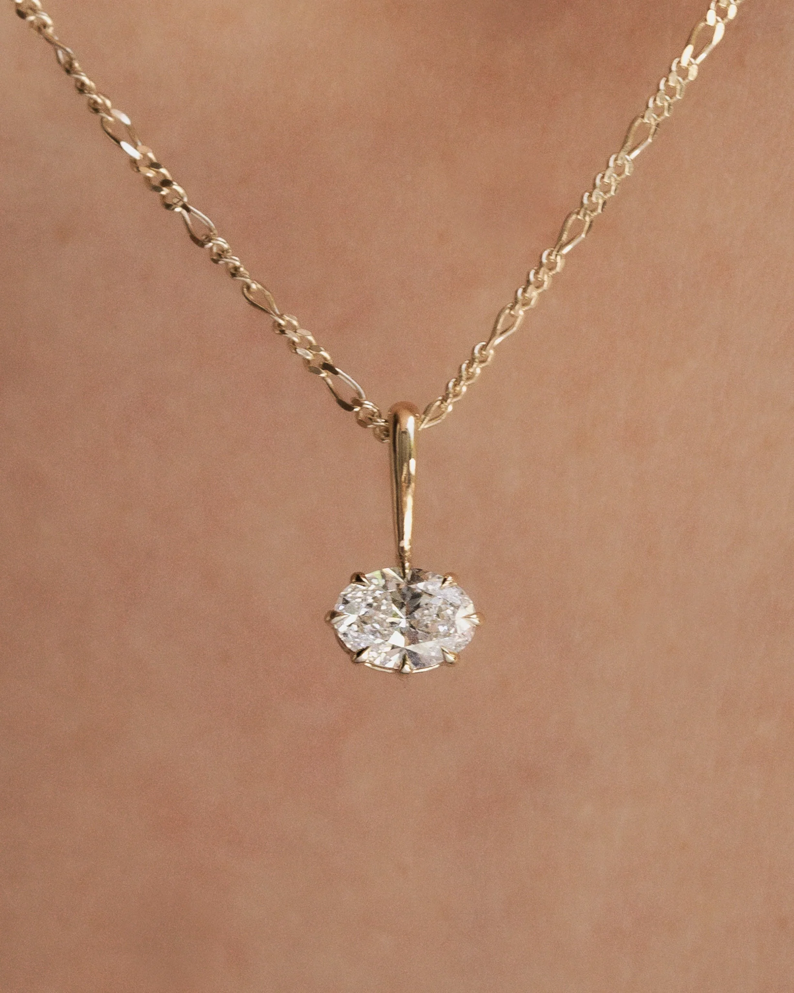 Astra Oval Pendant Diamond Solid Gold - Image 5