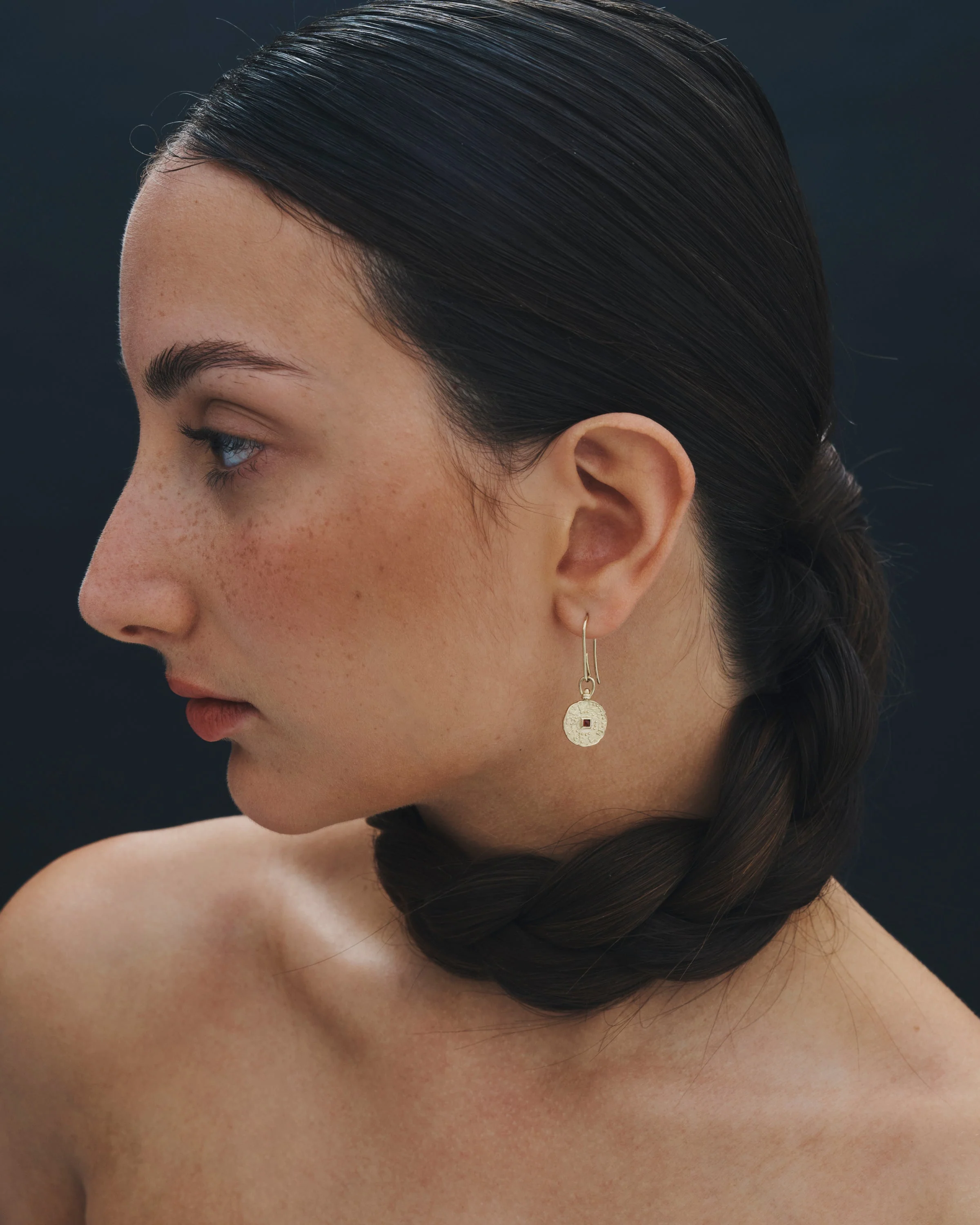 Atlantis Coin Earrings Garnet Solid Gold - Image 2