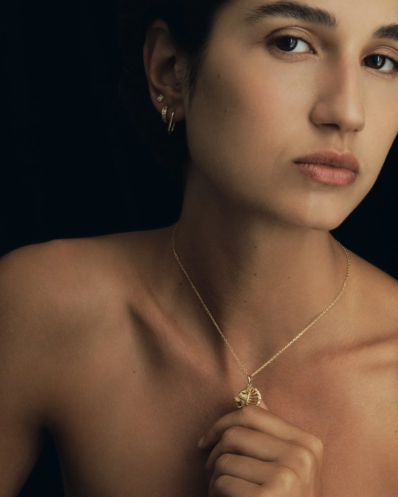 Babylon Necklace White Diamond Solid Gold - Image 5