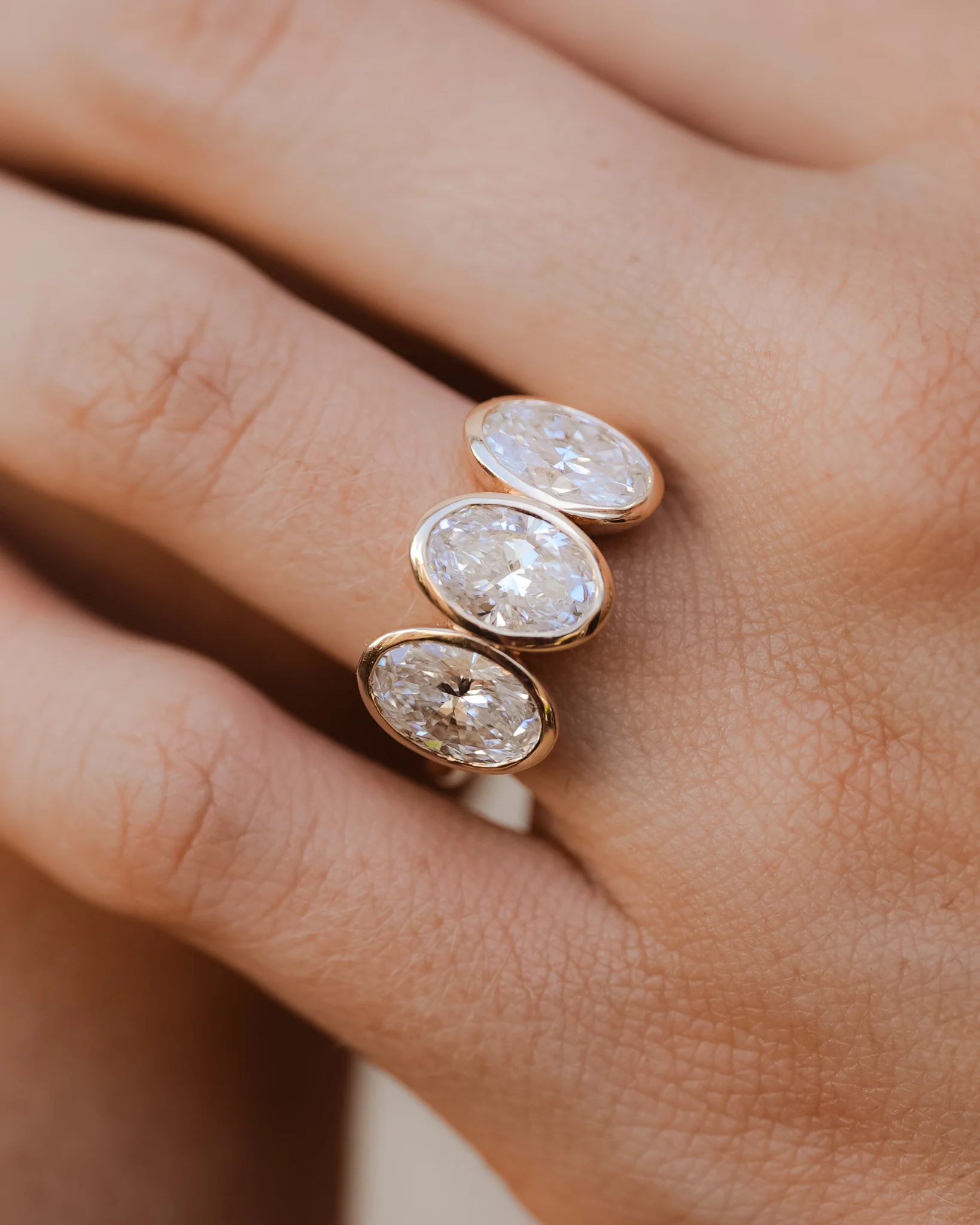 Beloved Trilogy Ring Diamond Solid Gold - Image 3