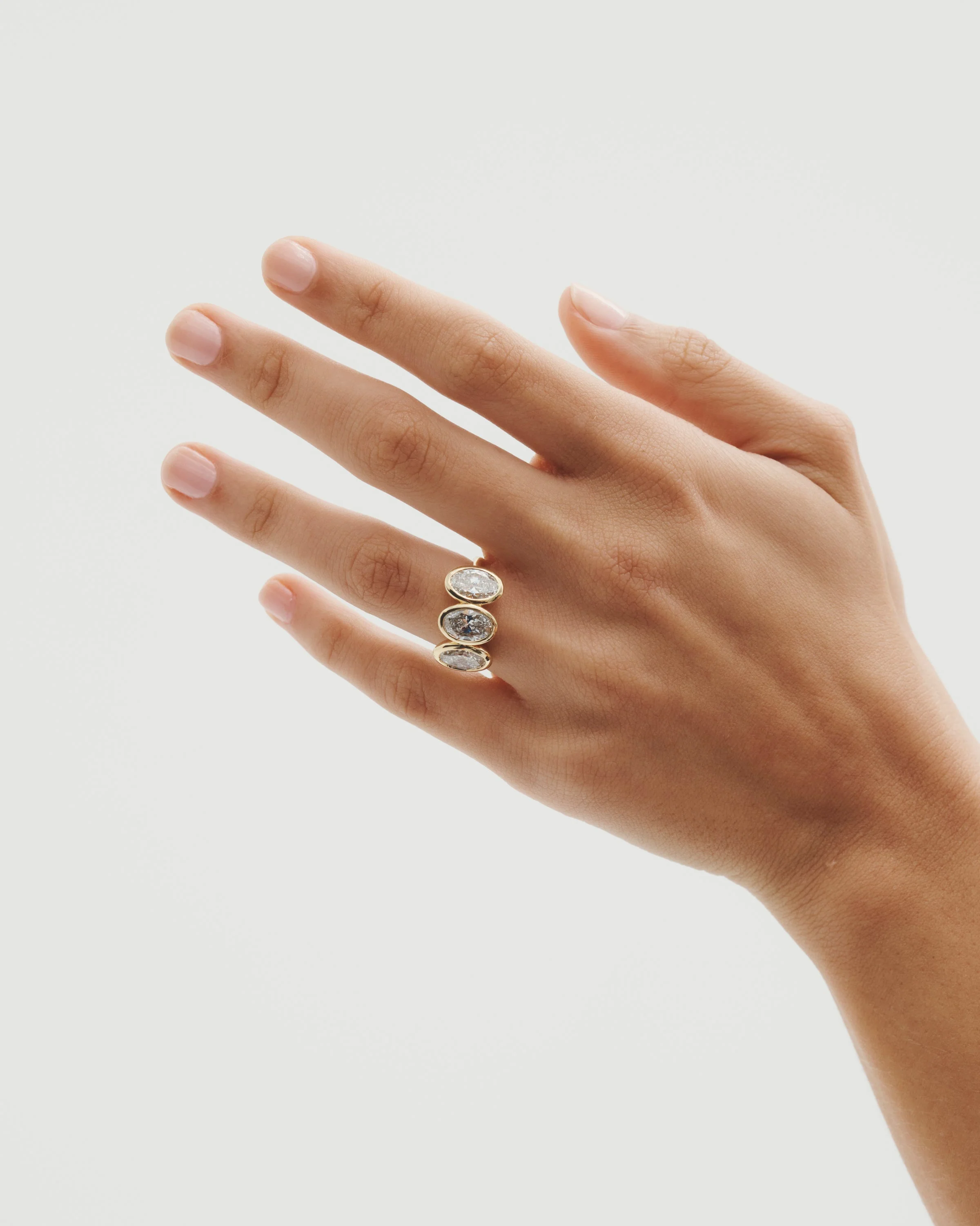 Beloved Trilogy Ring Diamond Solid Gold - Image 5