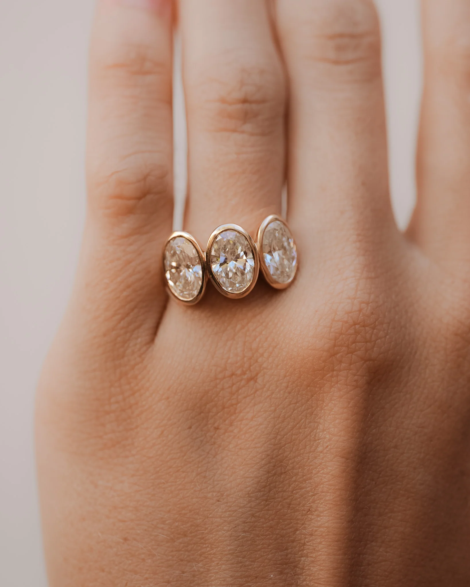 Beloved Trilogy Ring Diamond Solid Gold - Image 8