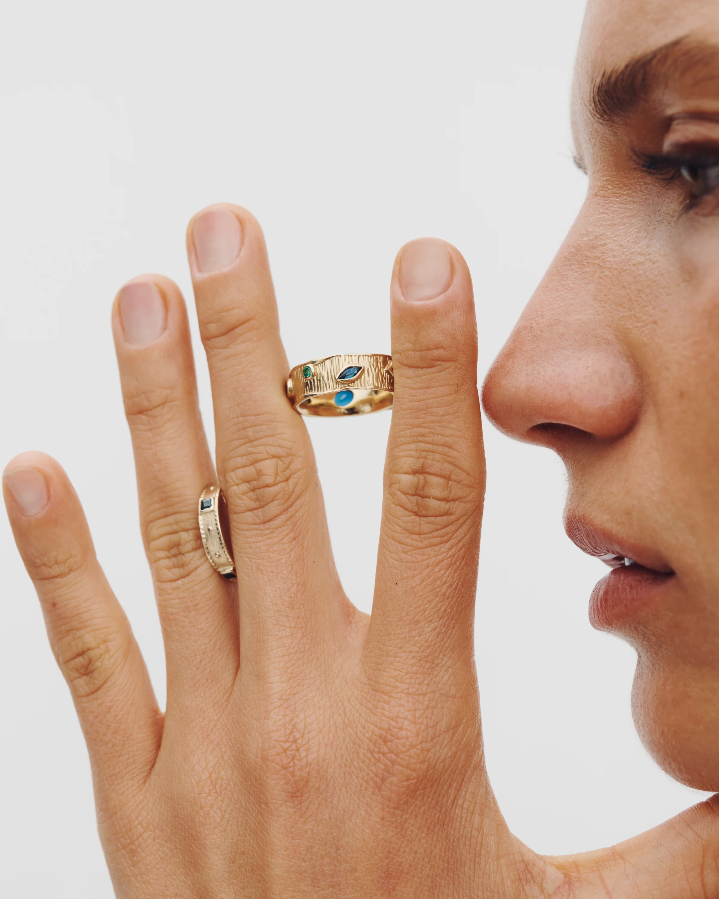 Blessing Ring Sapphire Emerald Solid Gold - Image 5