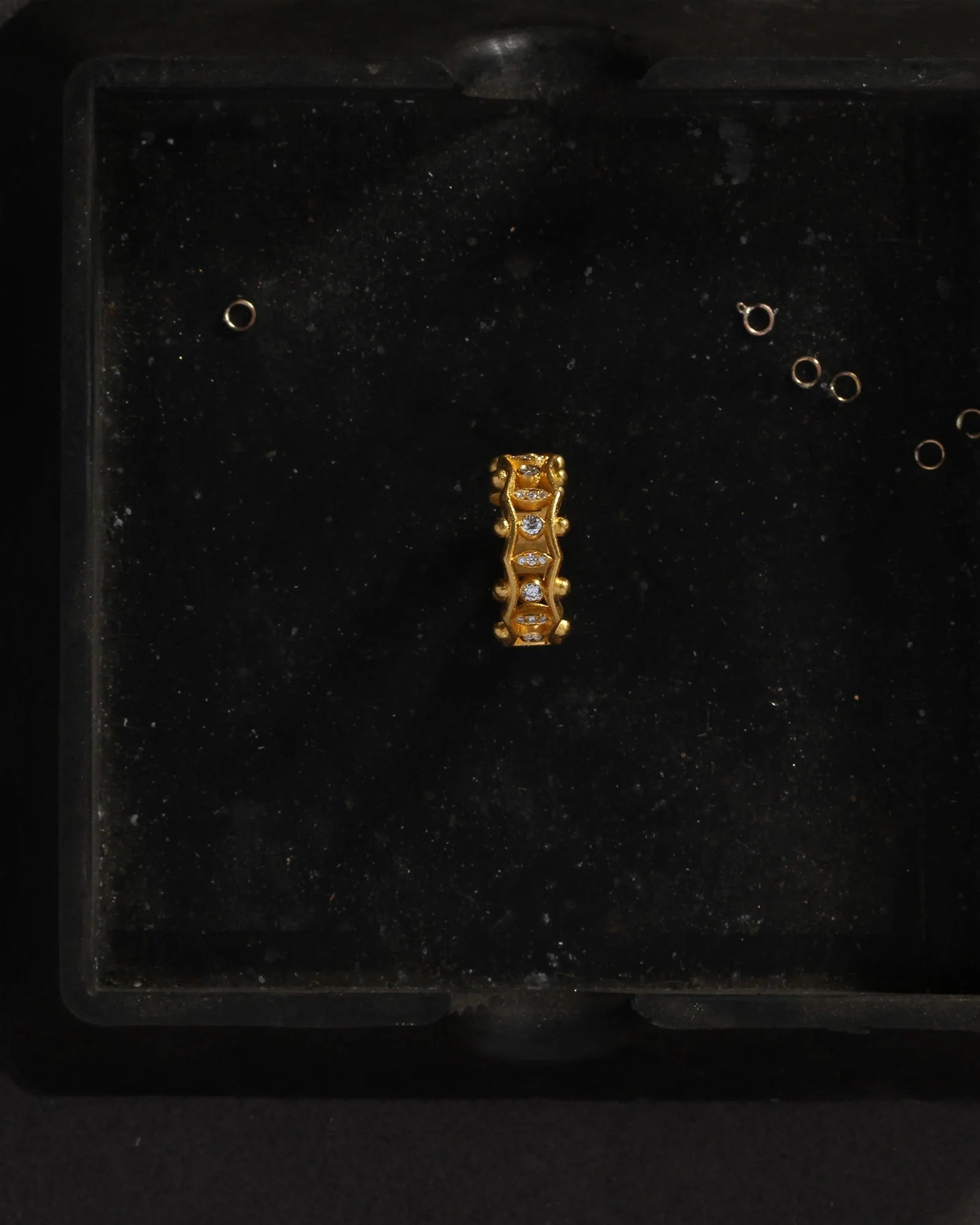 Cadence Ring Diamond Solid Gold - Image 7