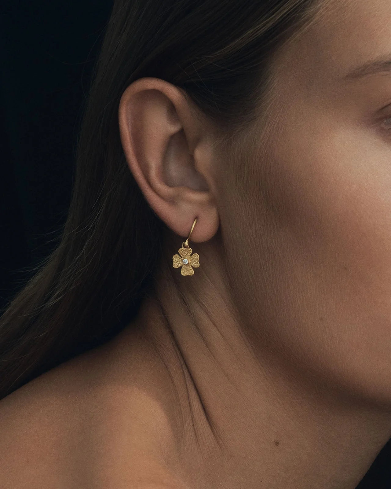 Clover Earrings Small Diamond Solid Gold - Image 3