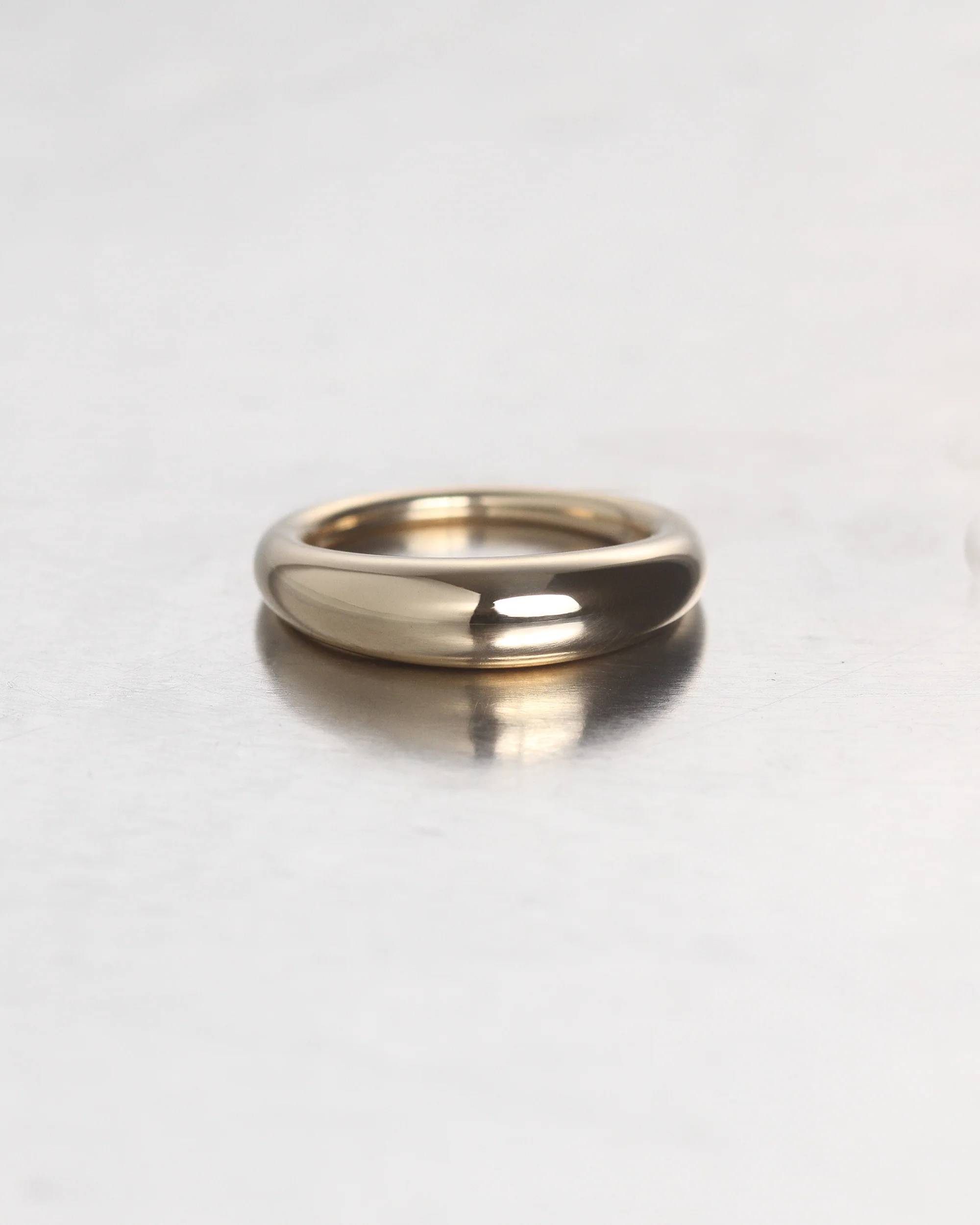 Doma Ring Solid Gold - Image 3