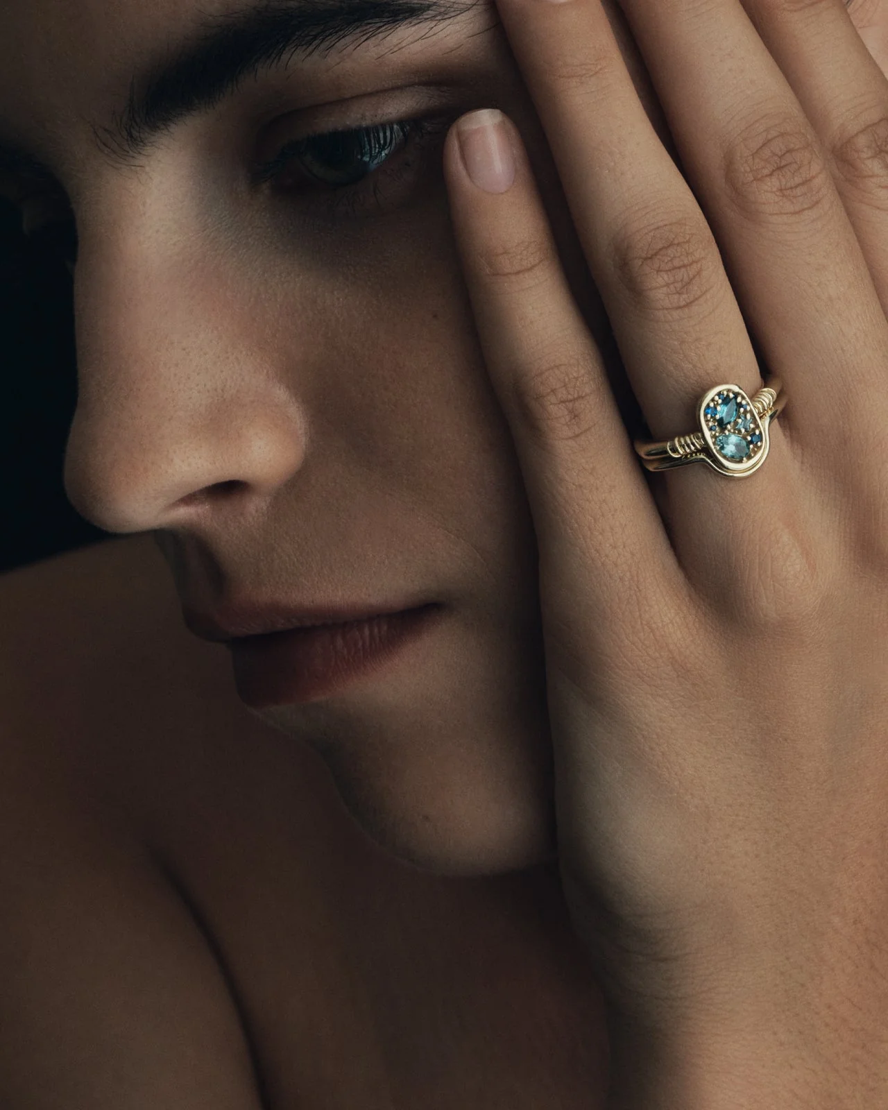 Illume Arch Ring Solid Gold - Image 2
