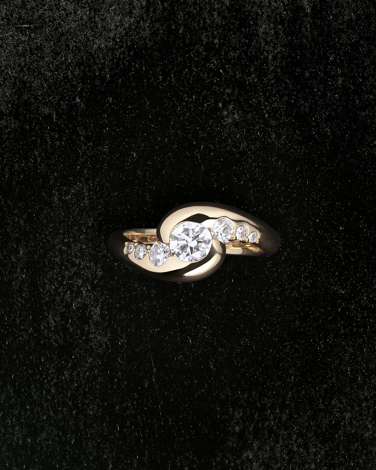 Helix Ring Diamond Solid Gold - Image 3
