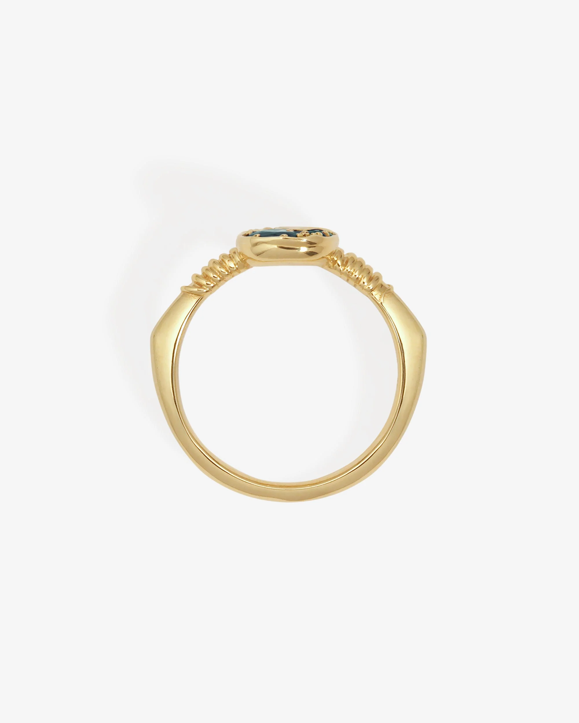 Illume Ring Teal Sapphire Solid Gold - Image 6