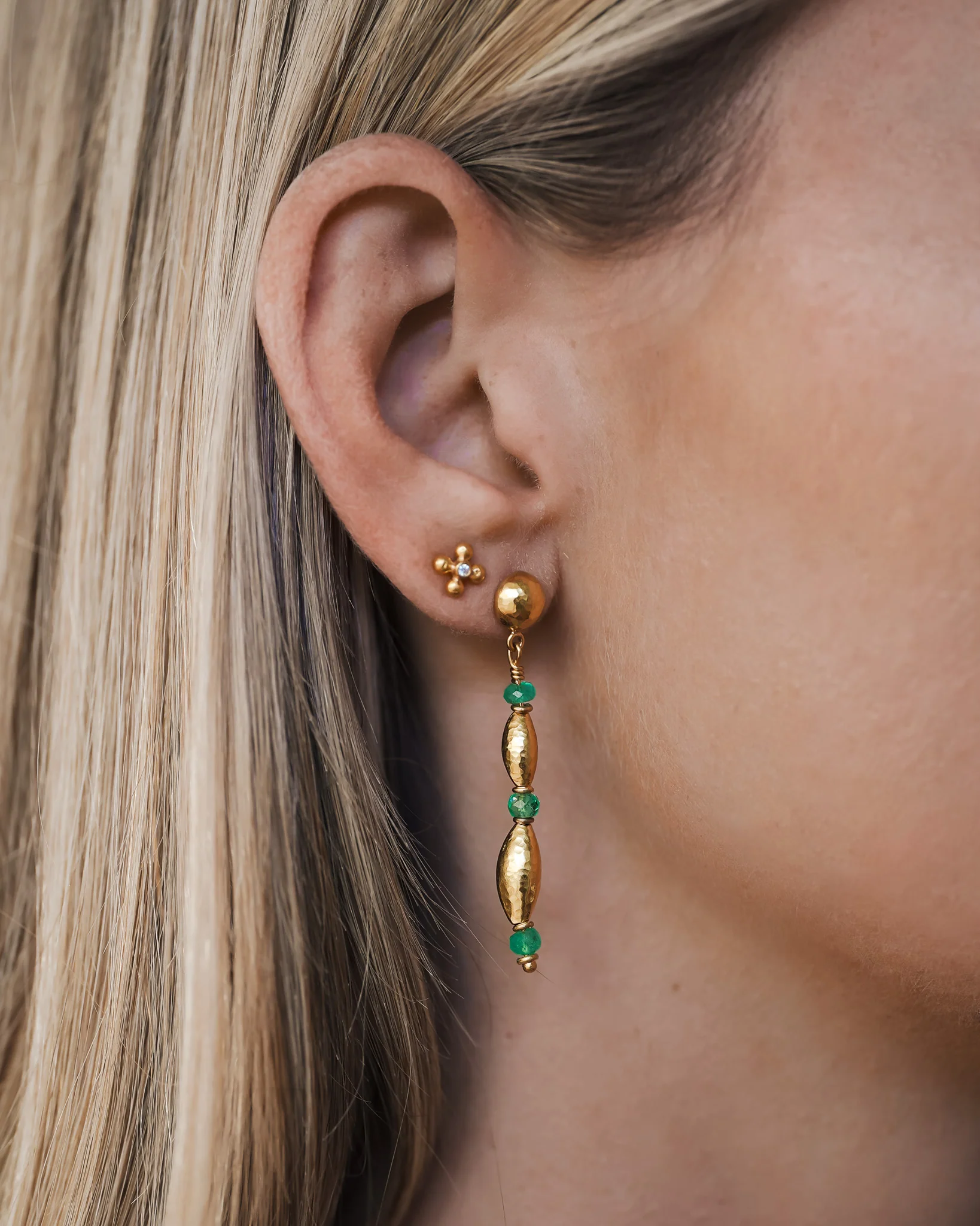 Ionia Earrings Emerald Solid Gold - Image 2