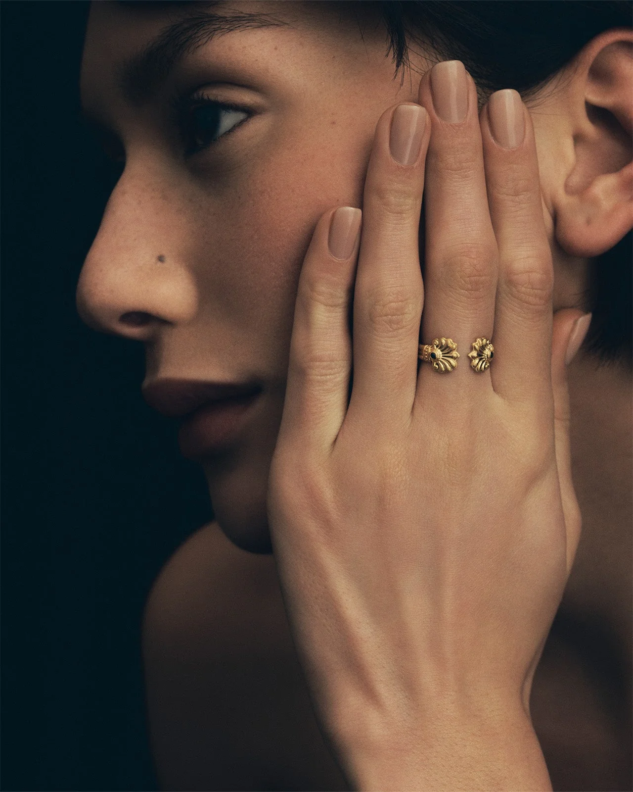 Isabel Ring Black Sapphire Gold Vermeil - Image 3