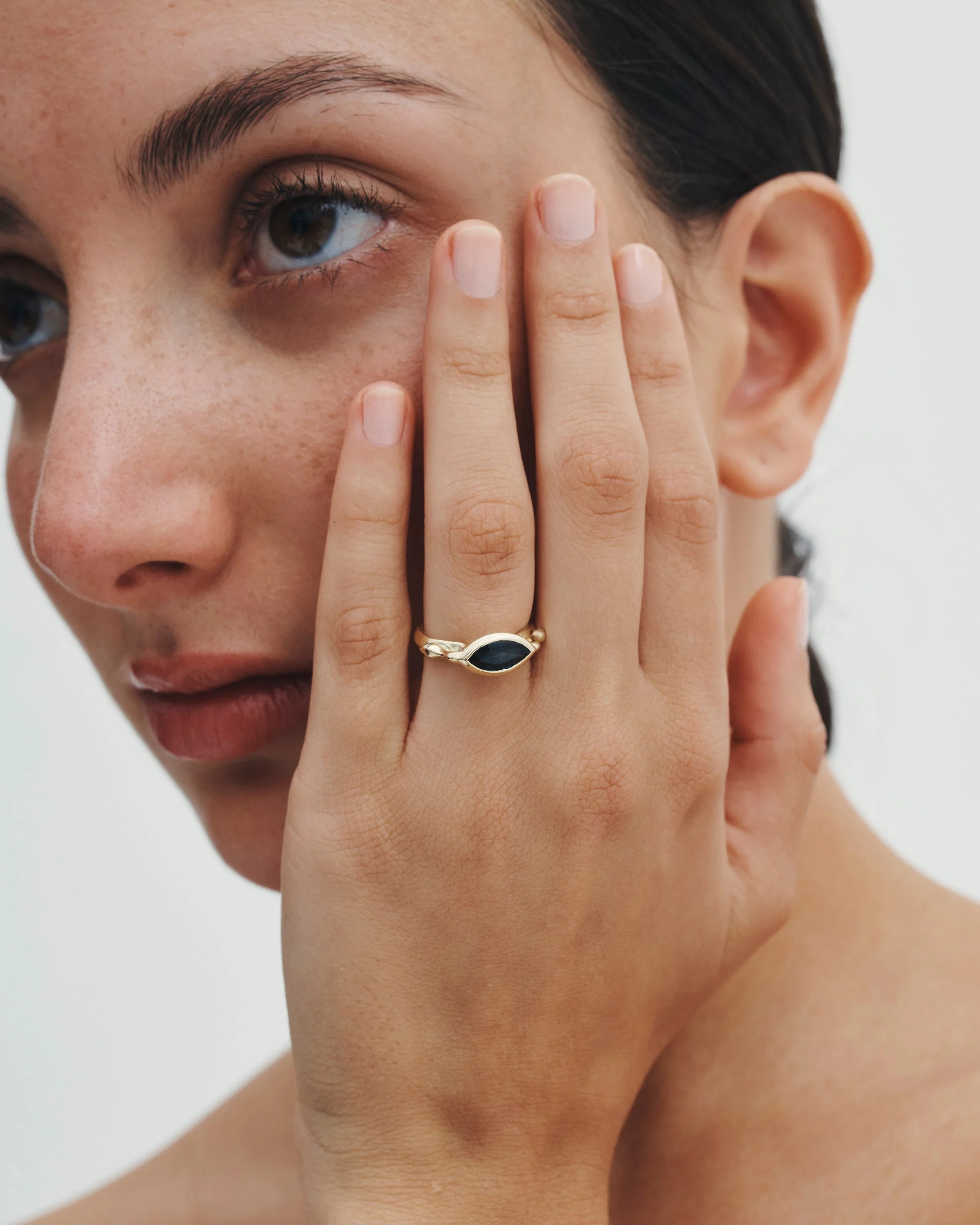 Juno Ring Sapphire Diamond Solid Gold - Image 6