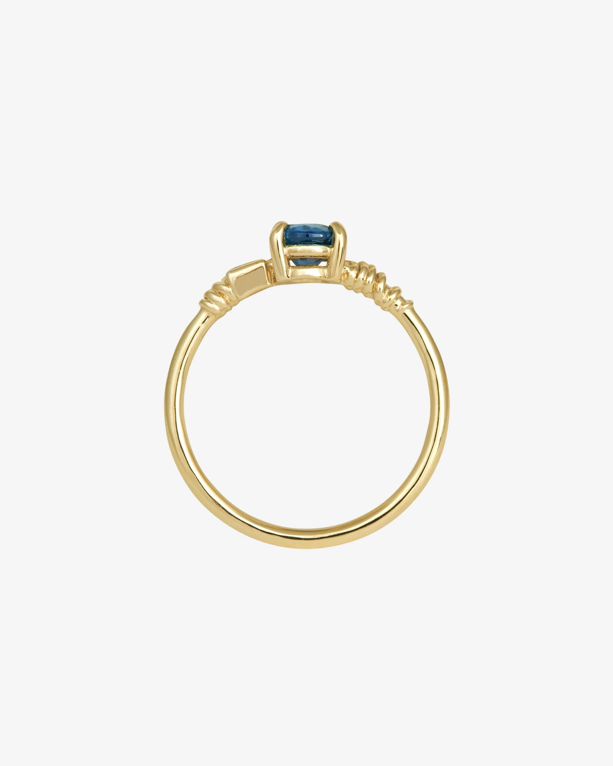 Kyri Ring Topaz Diamond Solid Gold - Image 3