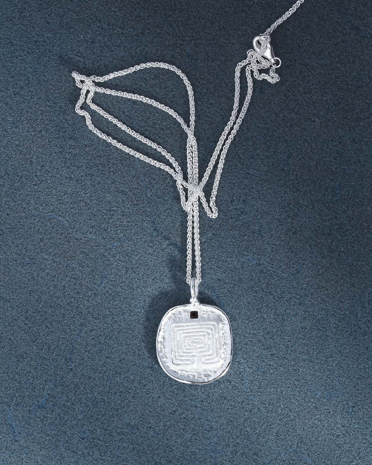 Labyrinth Necklace Silver - Image 4