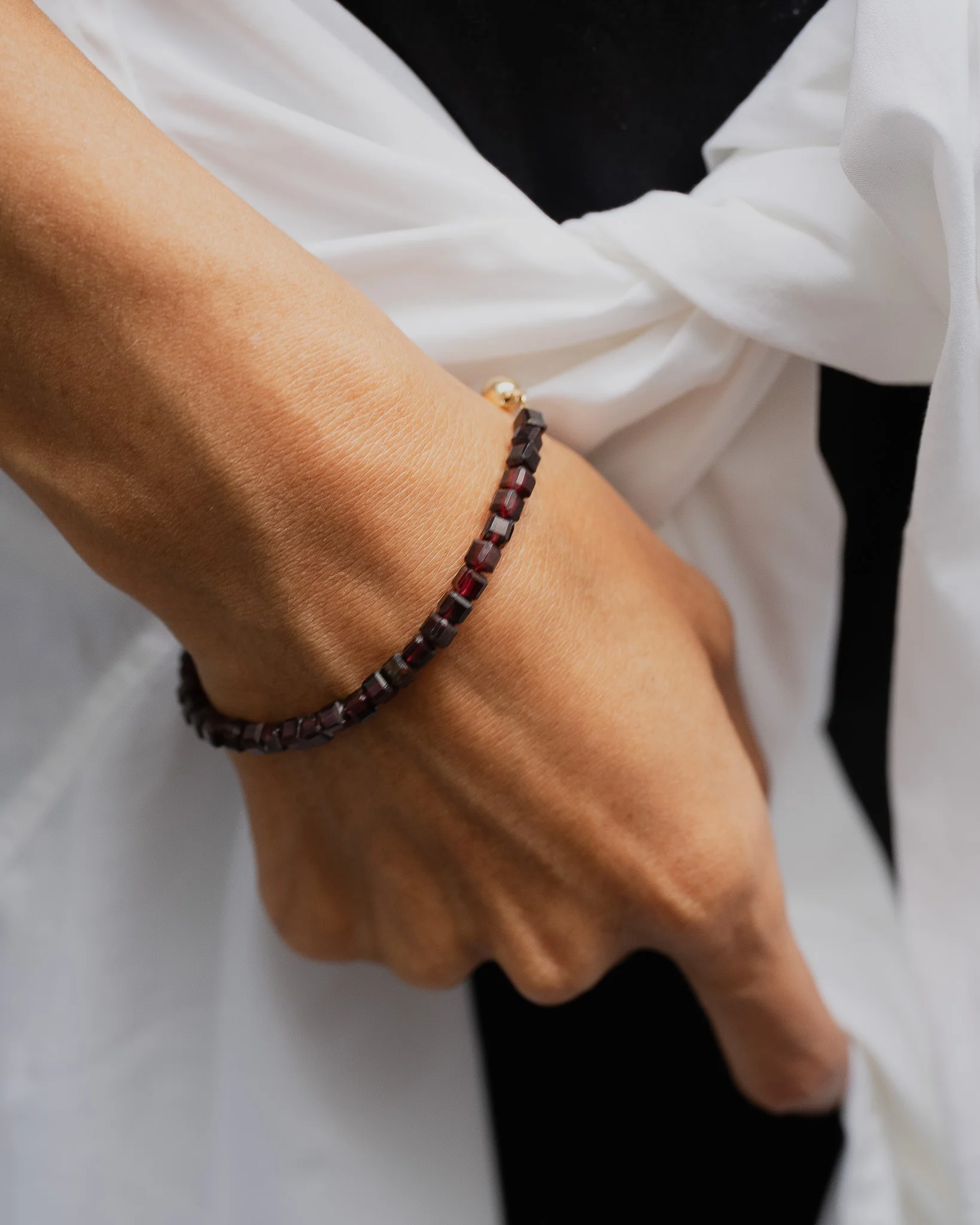 Lucien Garnet Bead Bracelet Solid Gold - Image 5