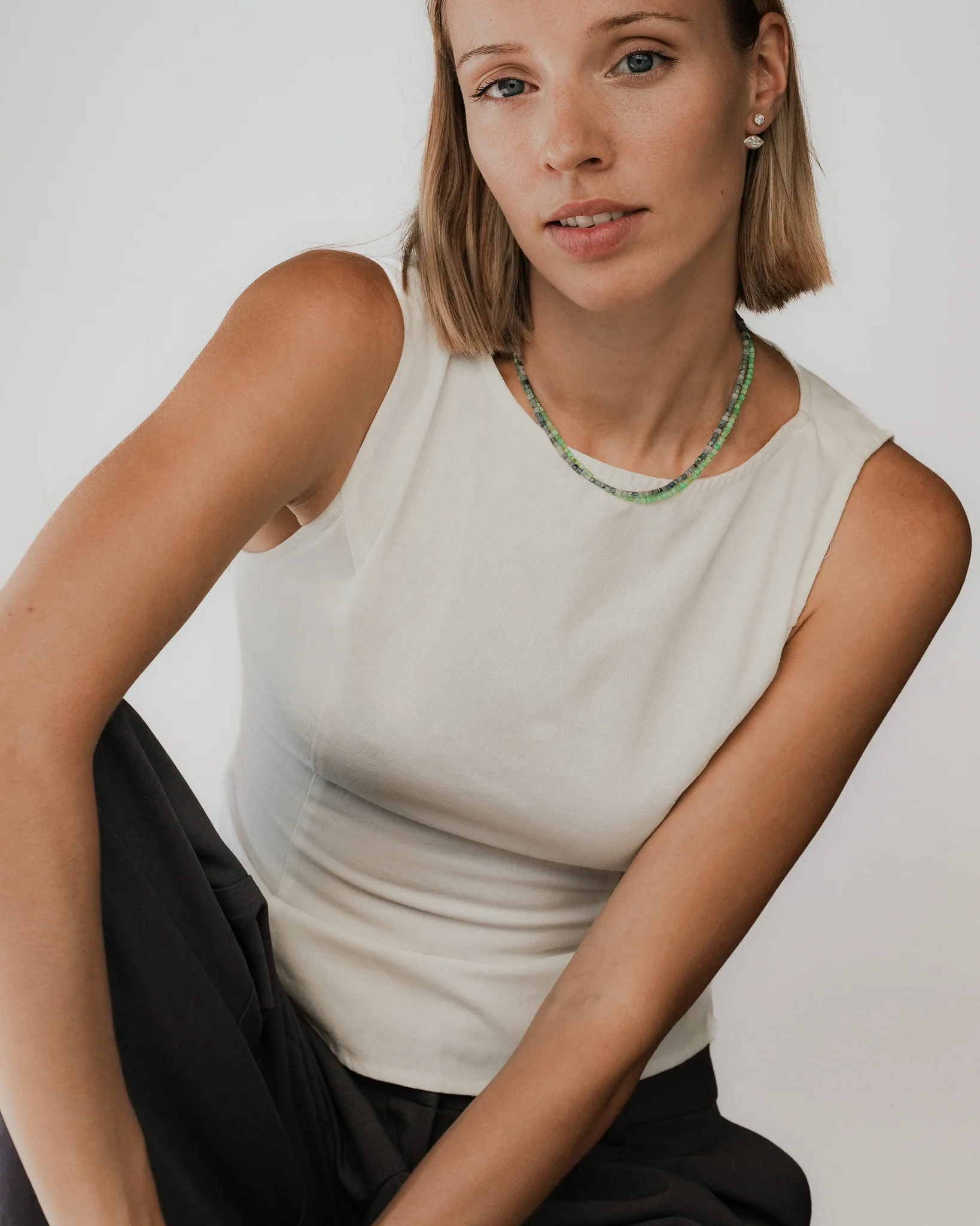 Lucien Santa Marie Aquamarine Bead Necklace Solid Gold - Image 6