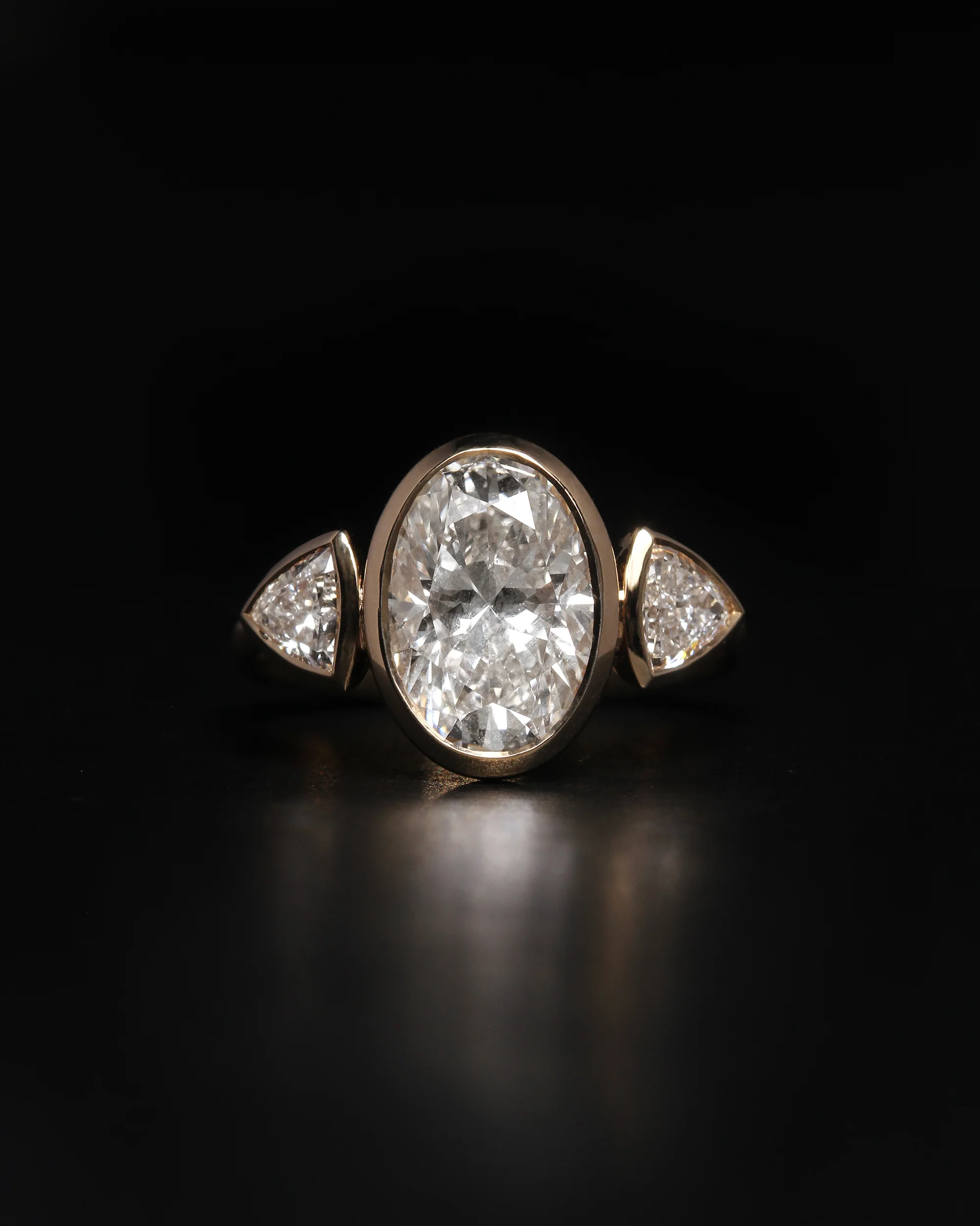 Lumen Trilogy Ring Diamond Solid Gold - Image 7