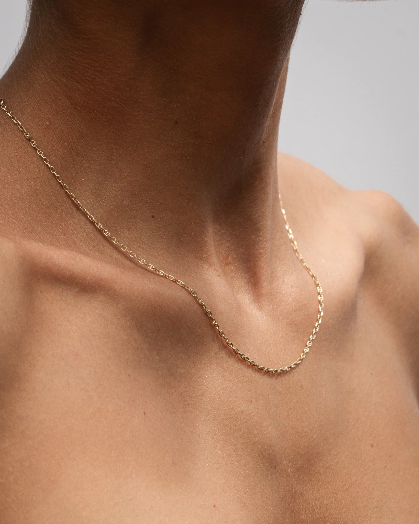 Mariner Chain 2.2mm Solid Gold - Image 5