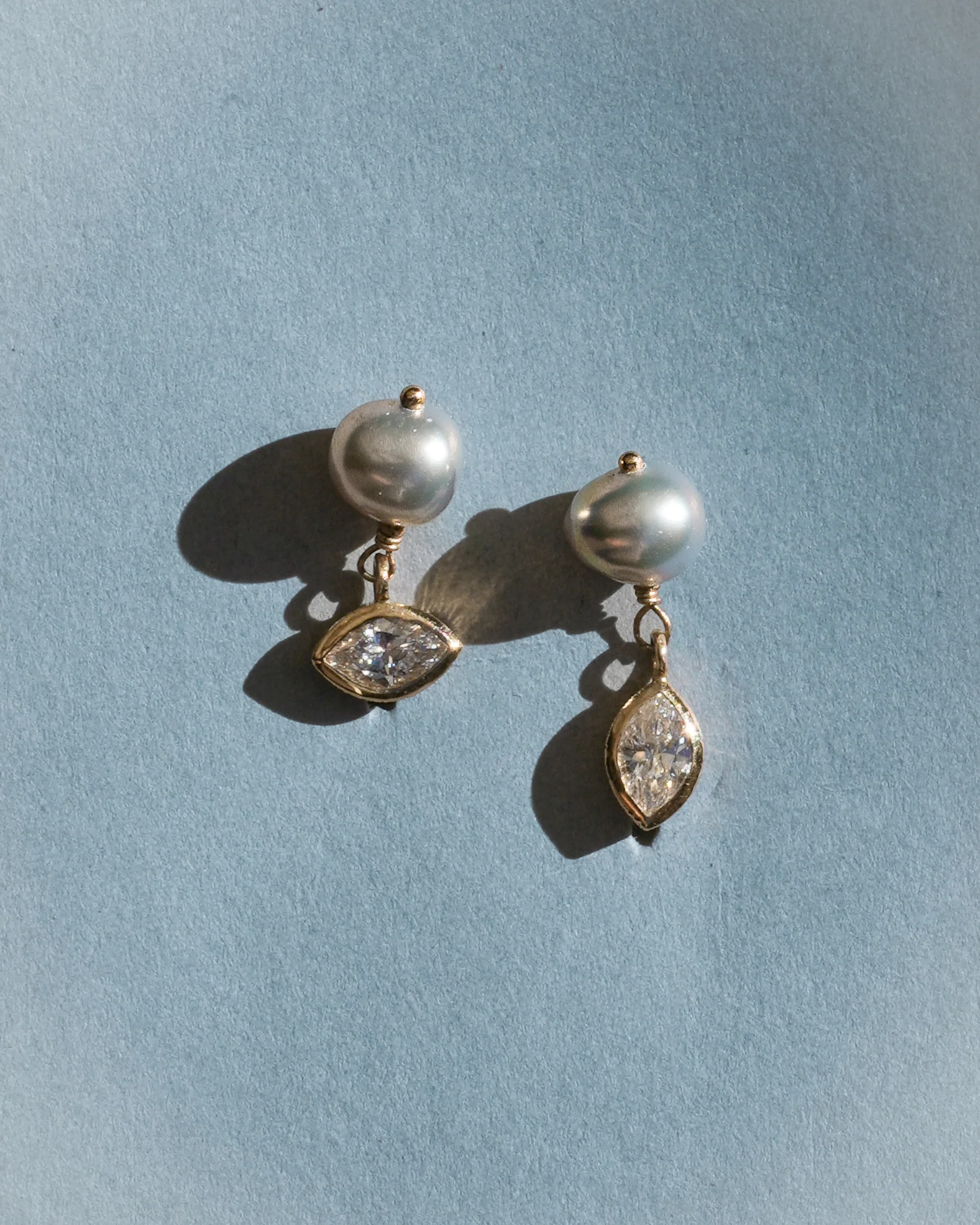 Mer Drop Earrings Pearl Diamond Solid Gold - Image 3