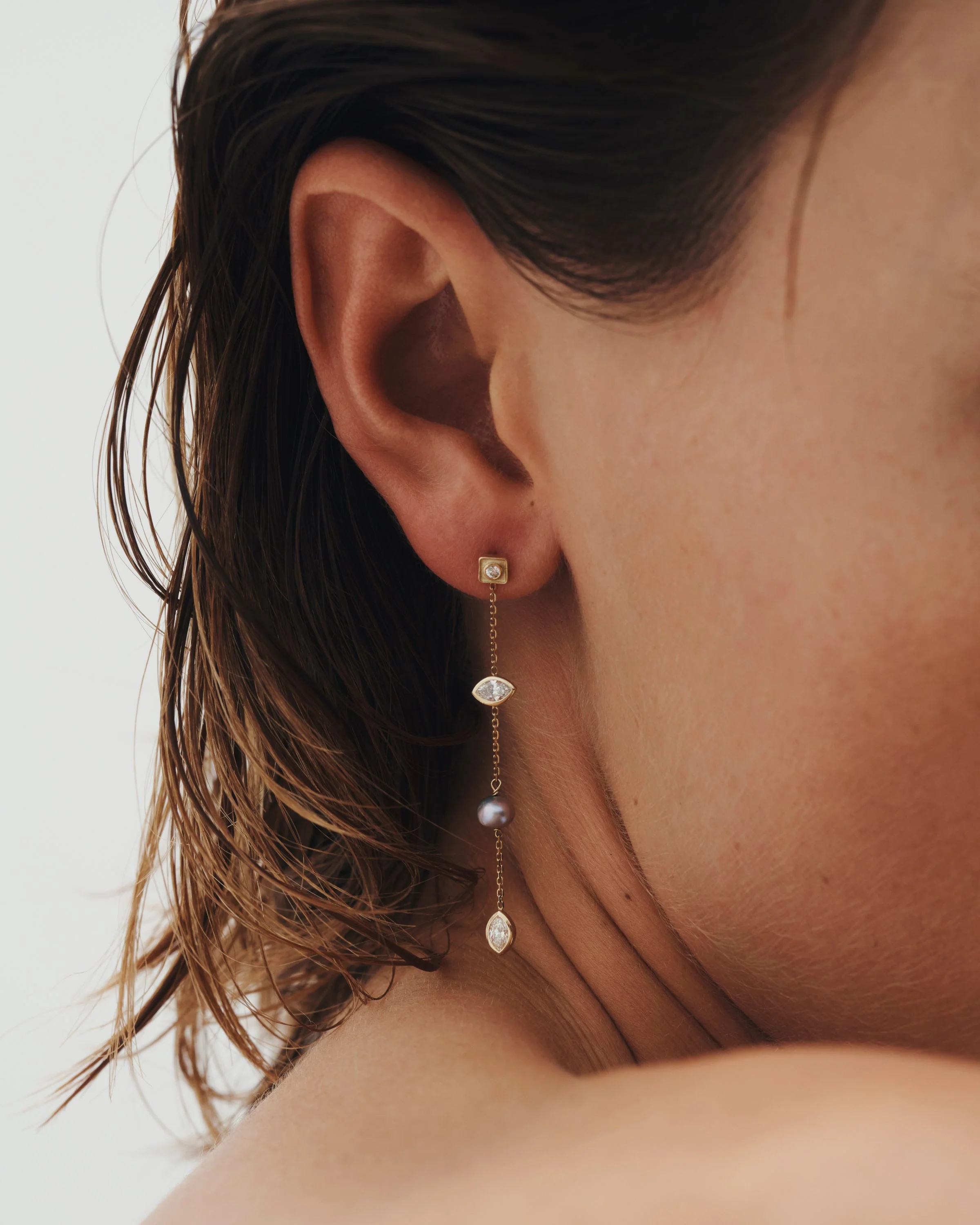 Mer Statement Earrings Pearl Diamond Solid Gold - Image 2