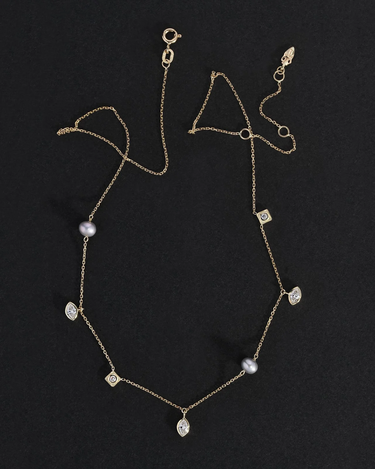 Mer Station Necklace Pearl Diamond Solid Gold - Image 4