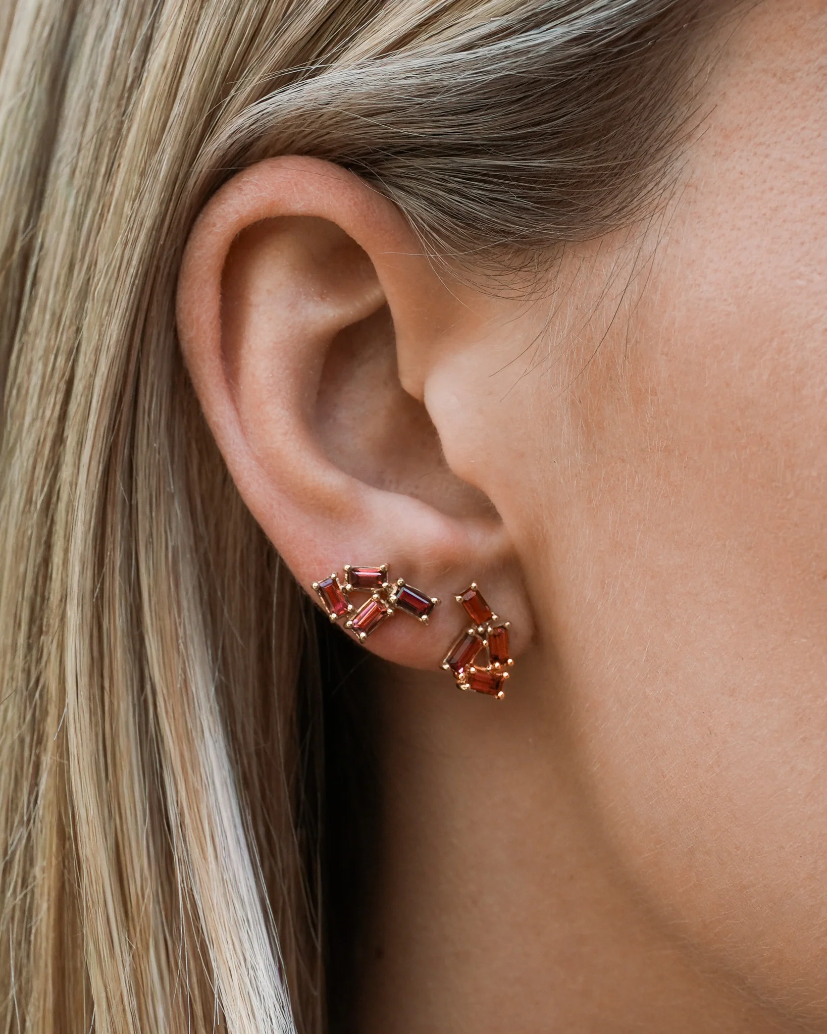 Monti Earrings Garnet Solid Gold - Image 3