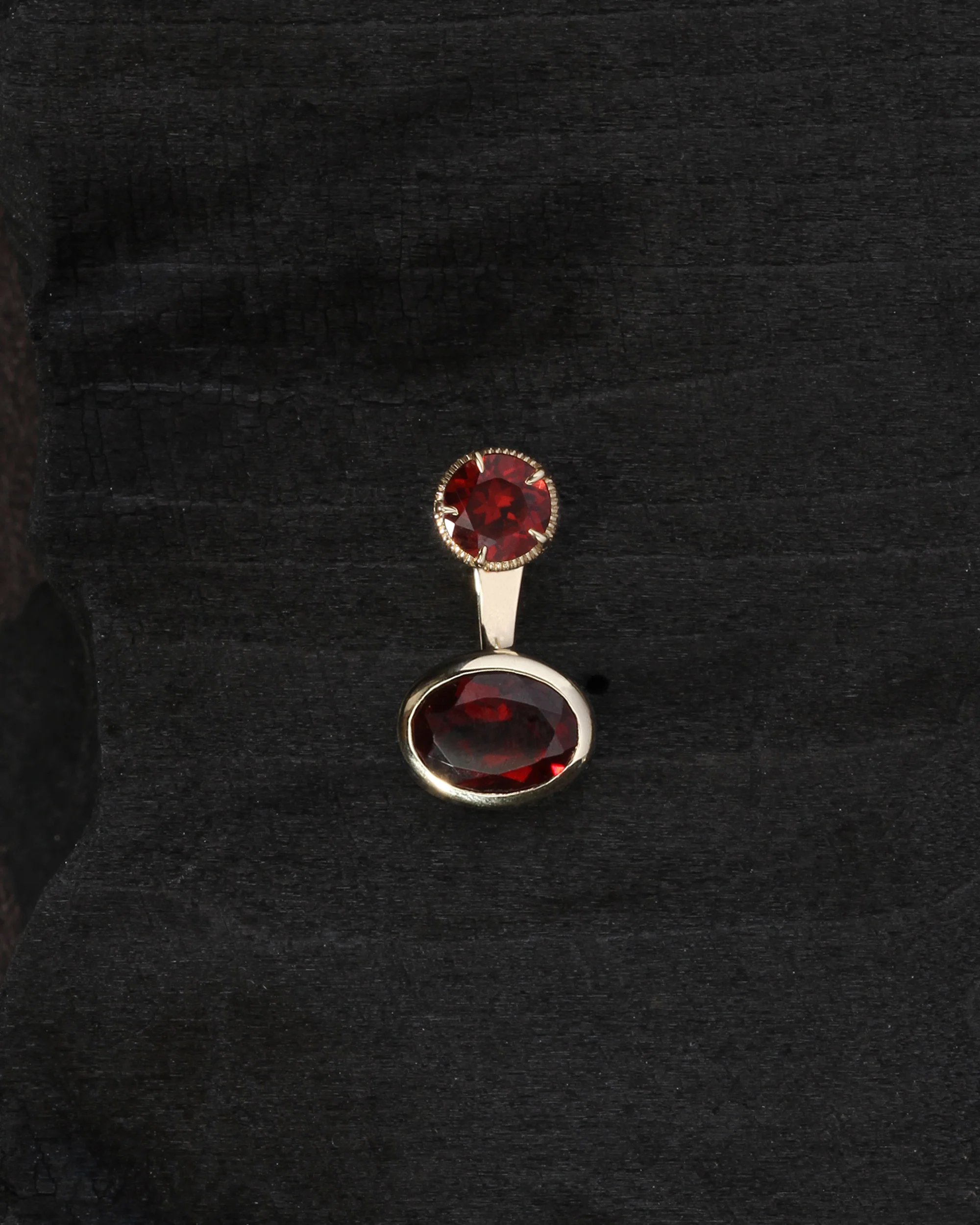 Orbit Garnet Ear Jacket Solid Gold - Image 4