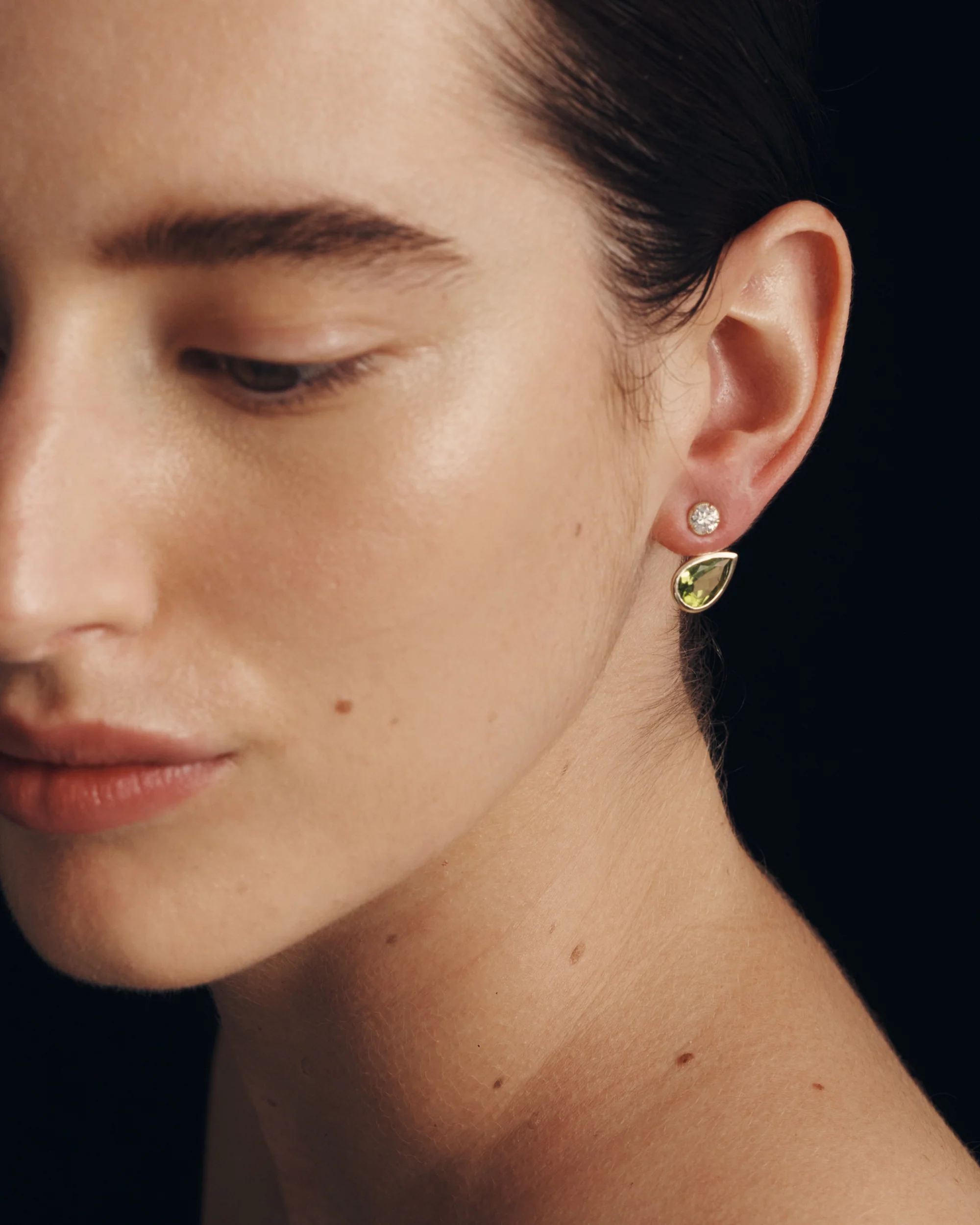 Orbit Peridot Ear Jacket Solid Gold - Image 3