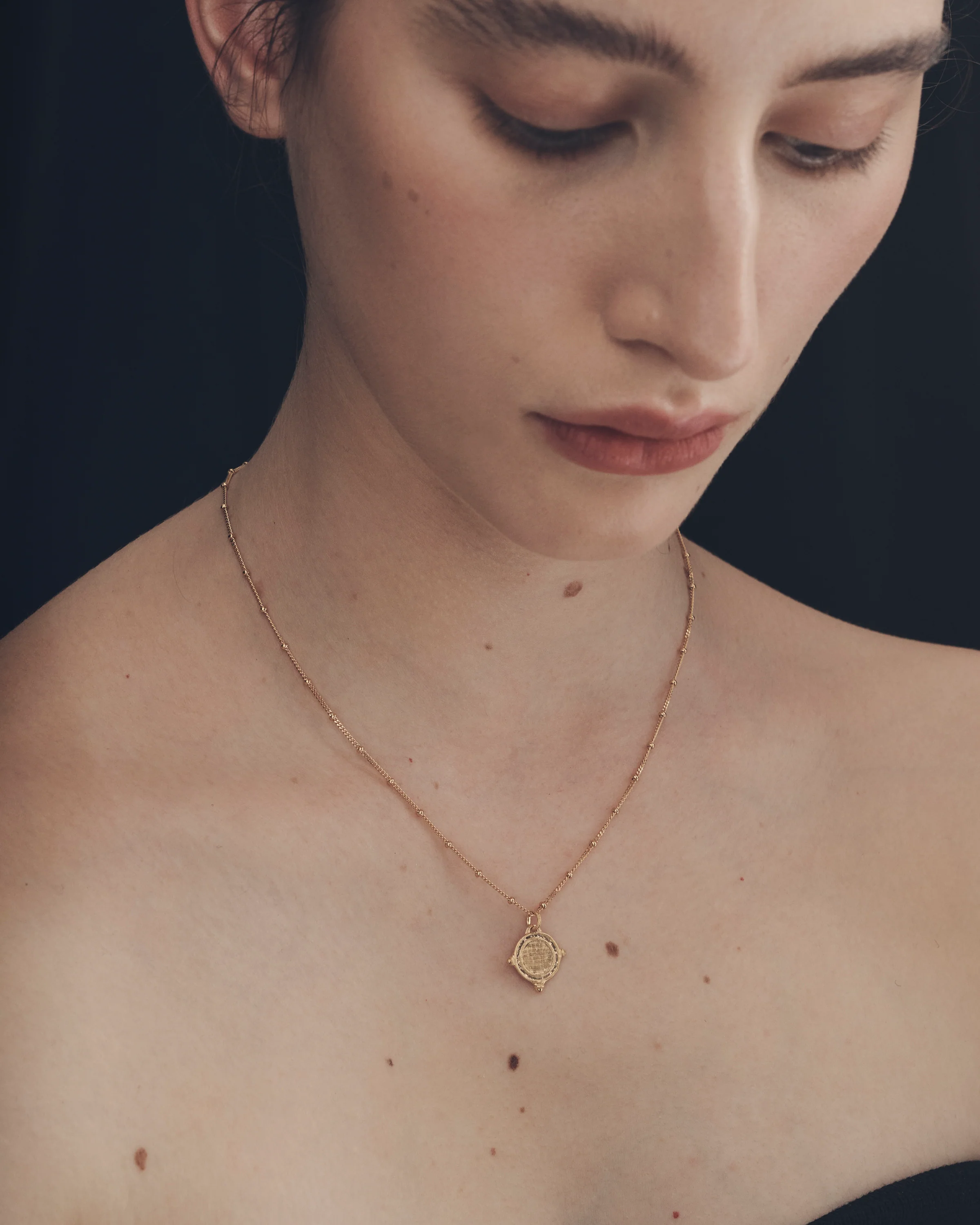 Petra Coin Necklace Gold Vermeil - Image 3