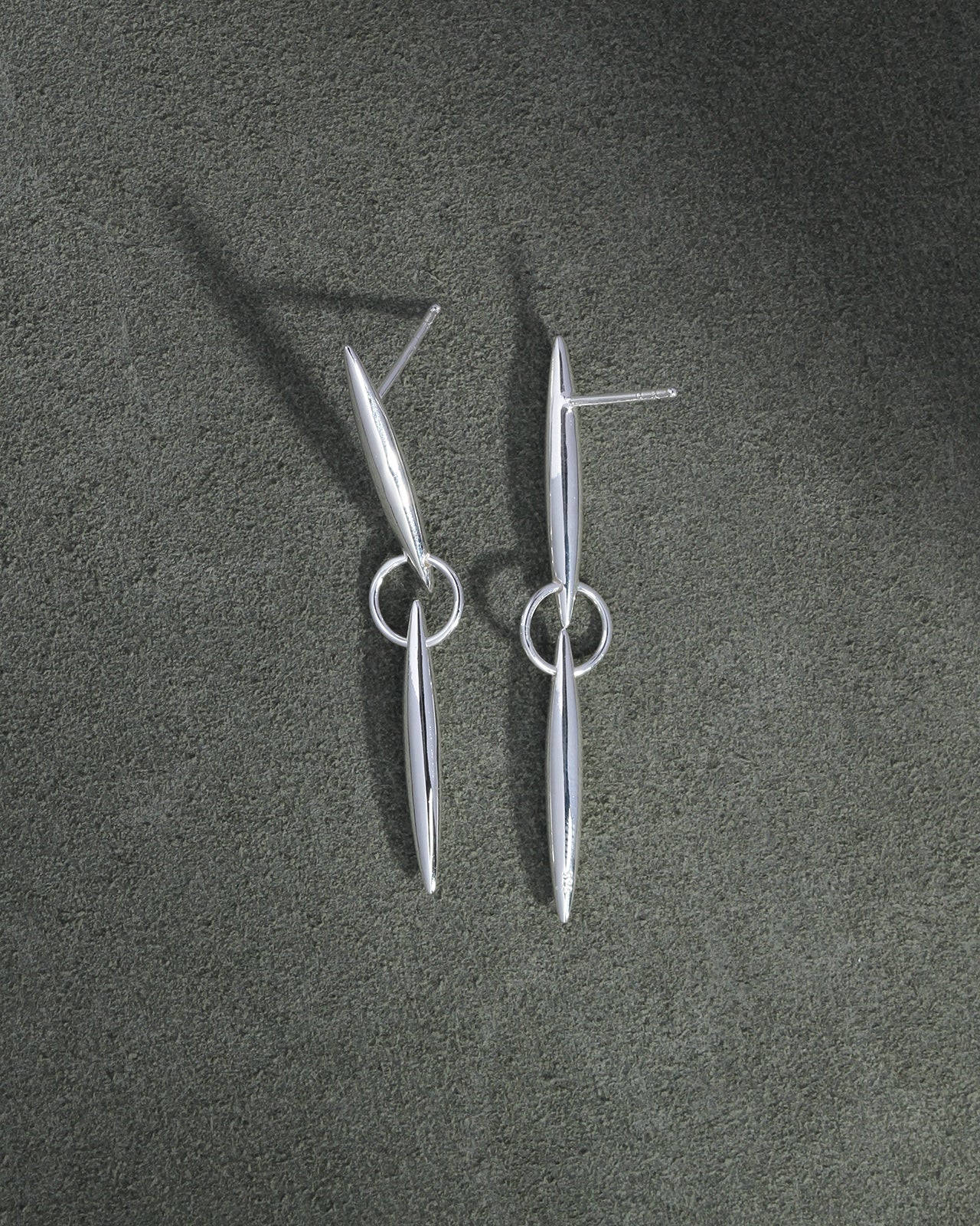 Quilla Earrings Silver - Image 3