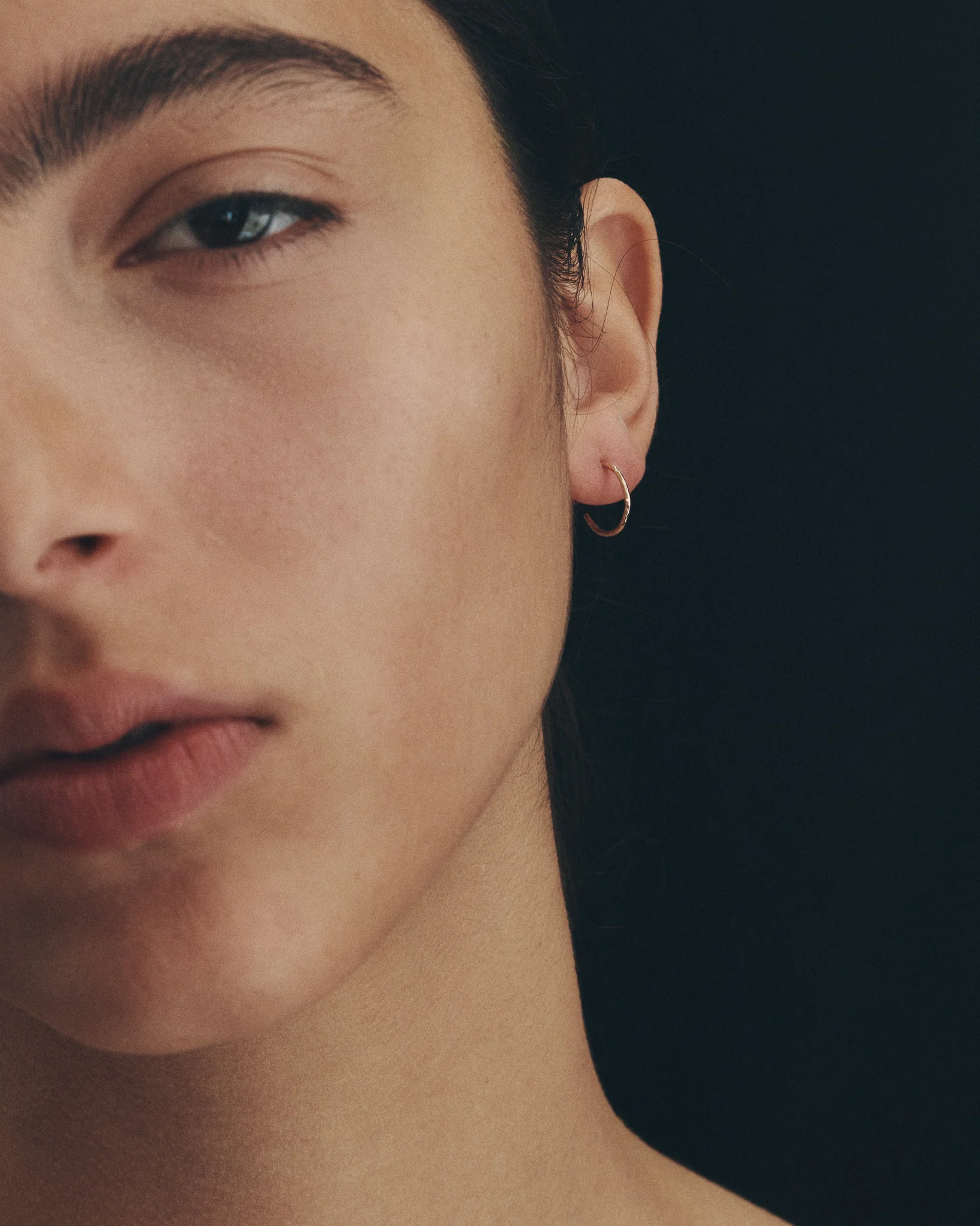 Relic Small Hoop Earrings Solid Gold - Image 2