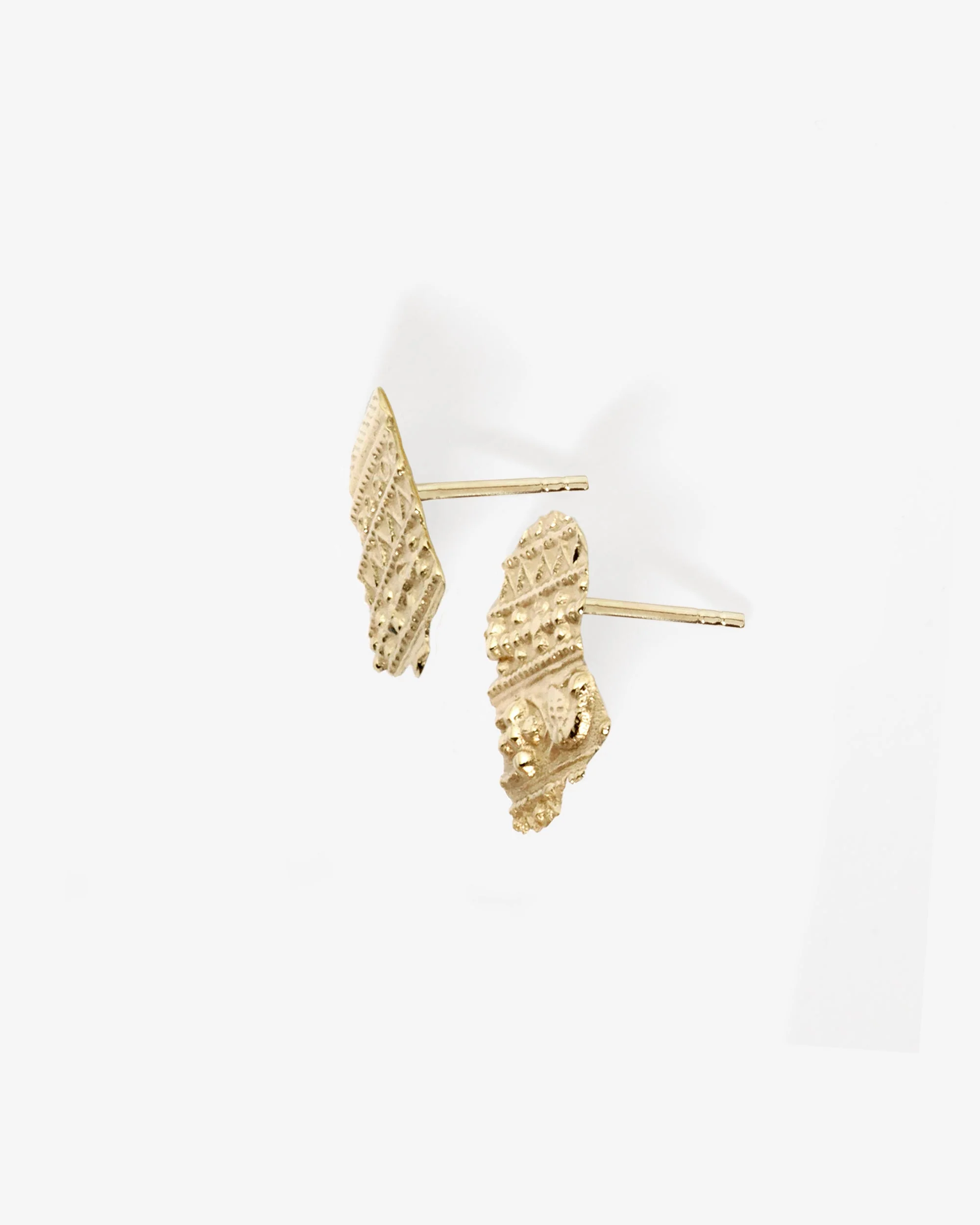 Relic VII Asymmetrical Earrings Solid Gold - Image 4