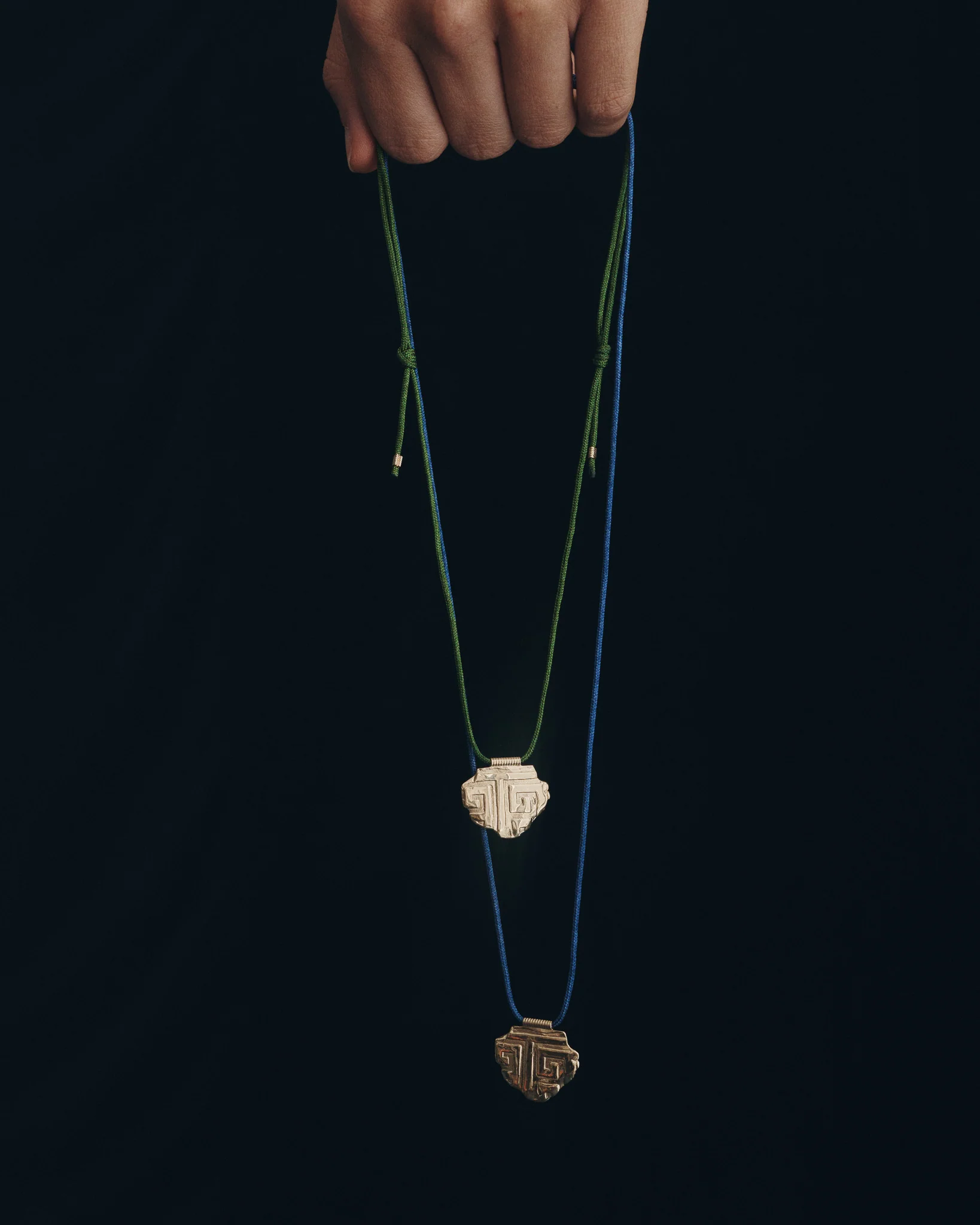 Relic XIII Necklace Blue Solid Gold - Image 4