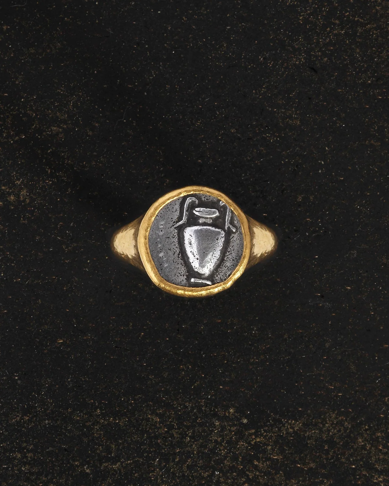 Roman Coin Ring Amphora Solid Gold - Image 2
