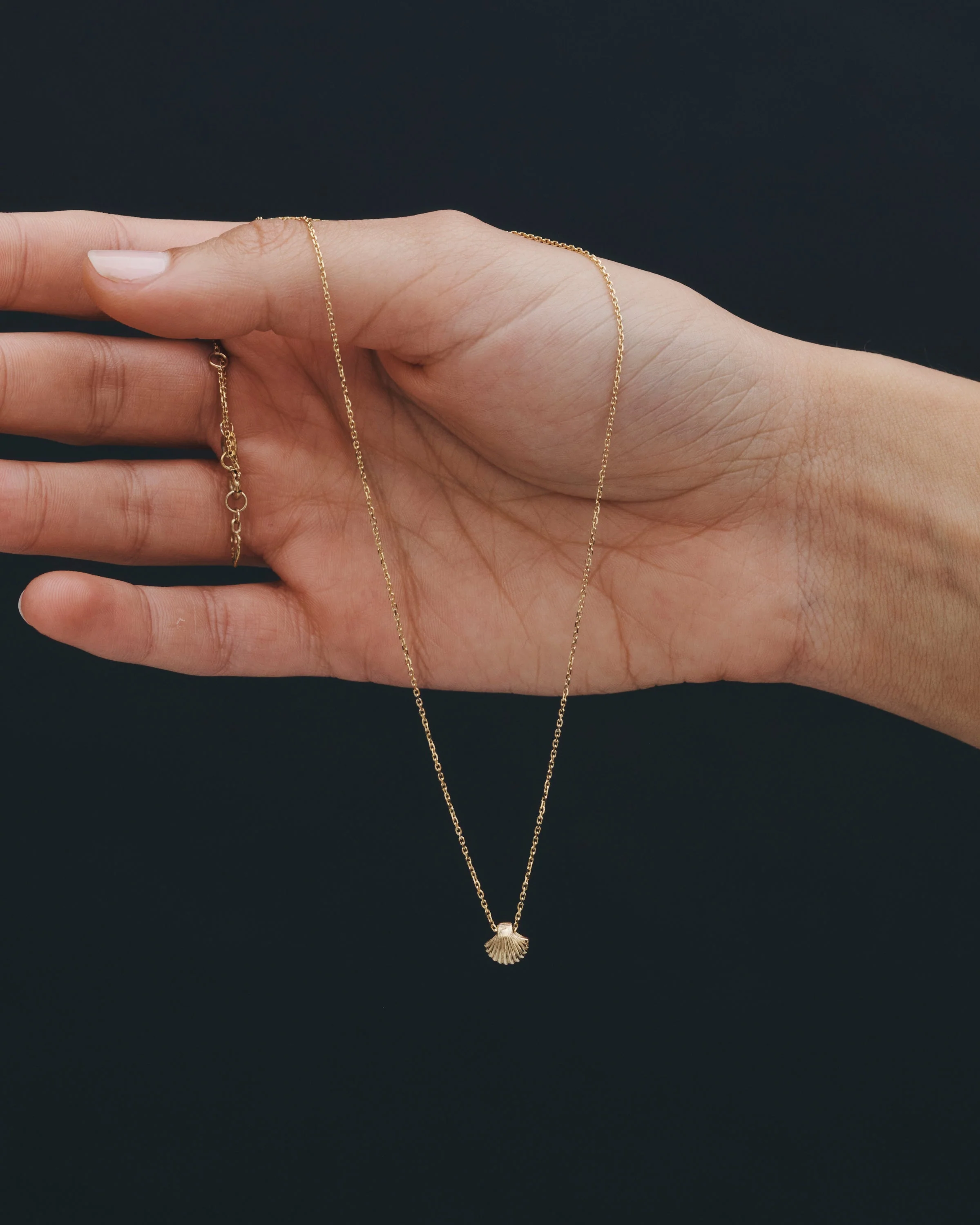 Sia Sliding Necklace Solid Gold - Image 2