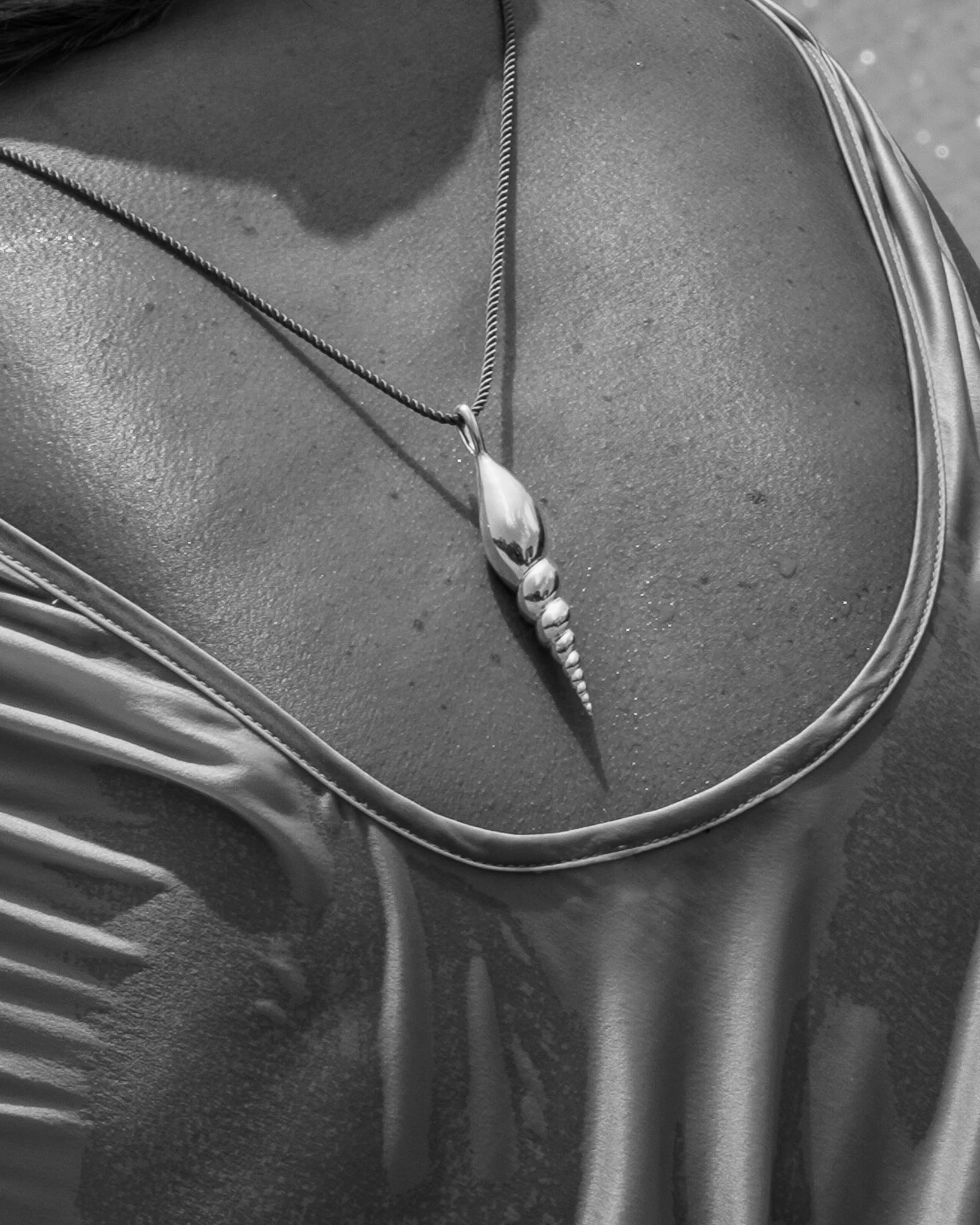 Spire Cord Necklace Silver - Image 2