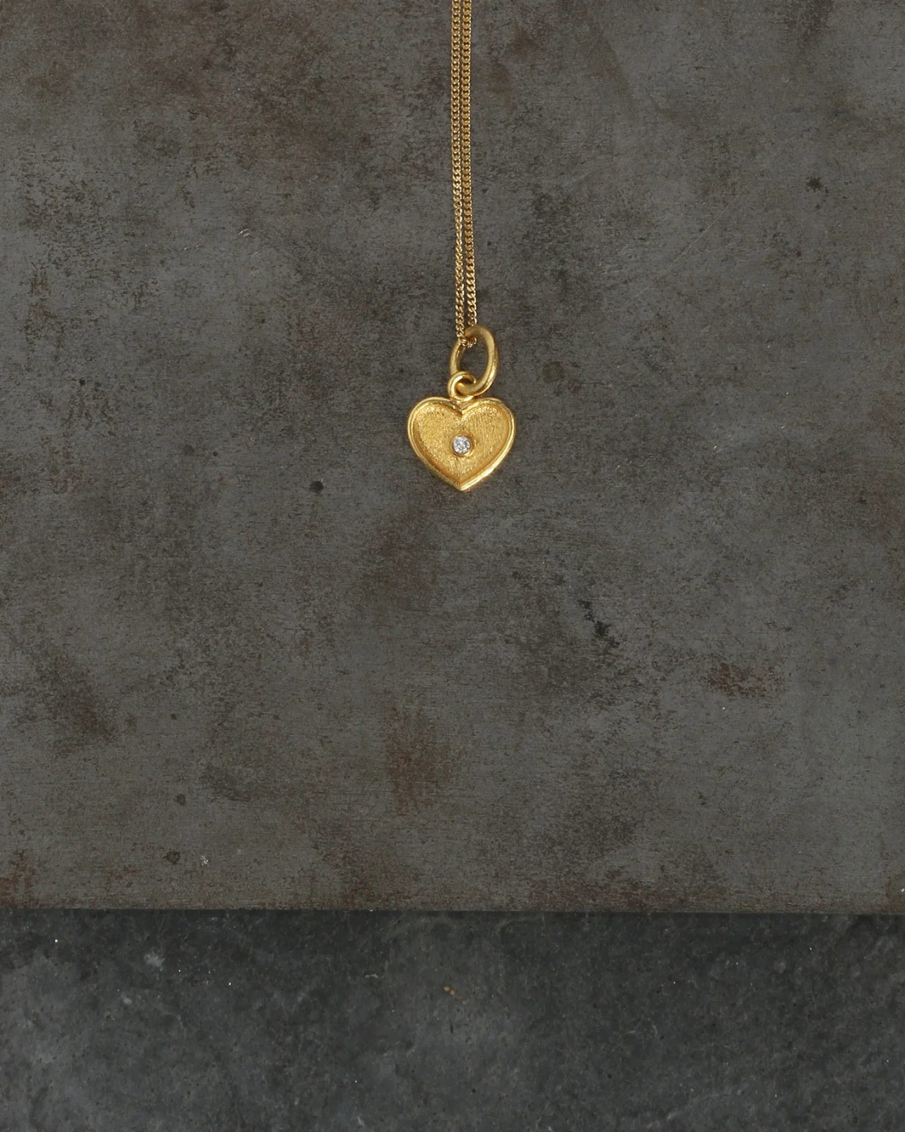 Tala Necklace Heart Solid Gold - Image 3