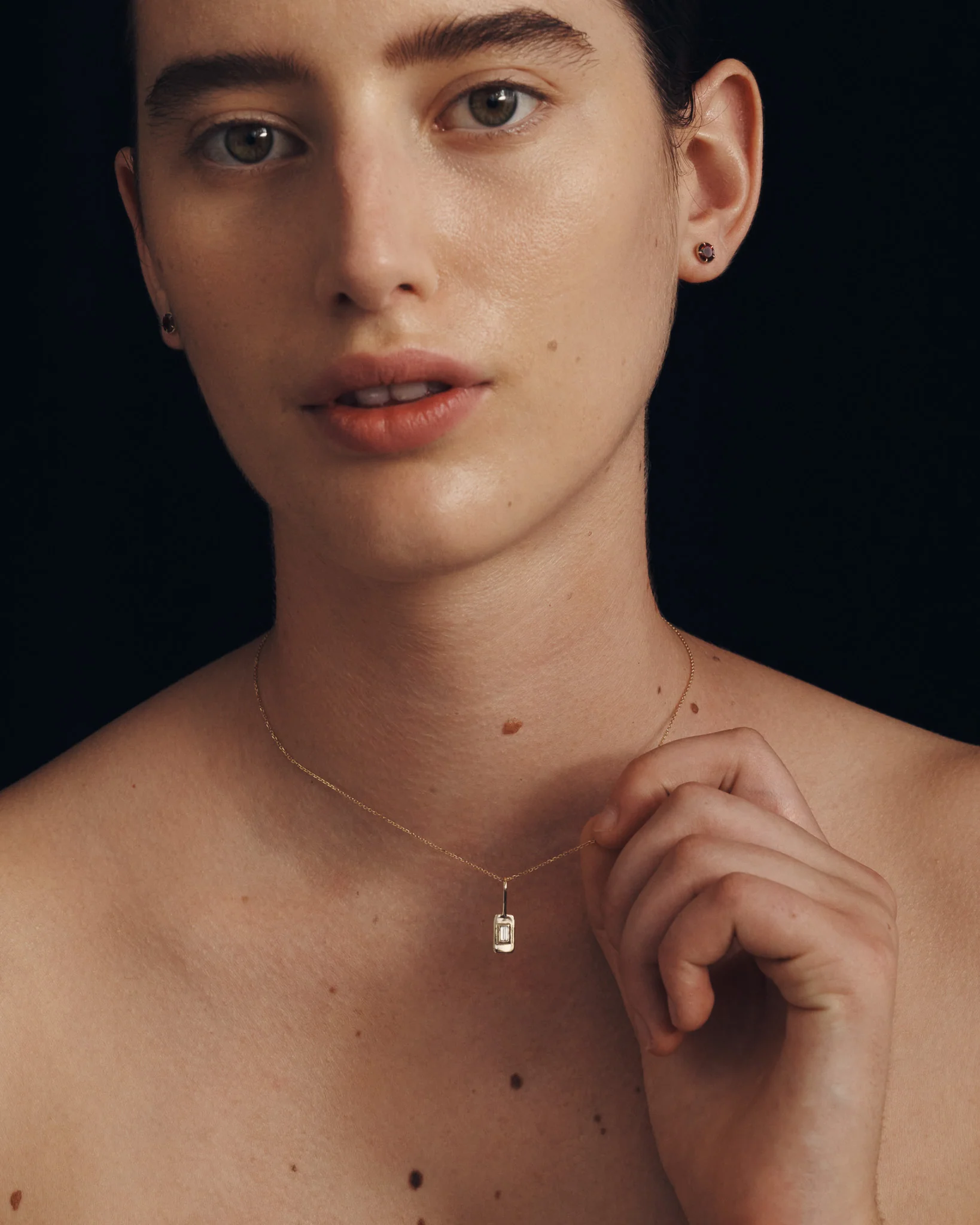 Tarot Charm Baguette Diamond Solid Gold - Image 4