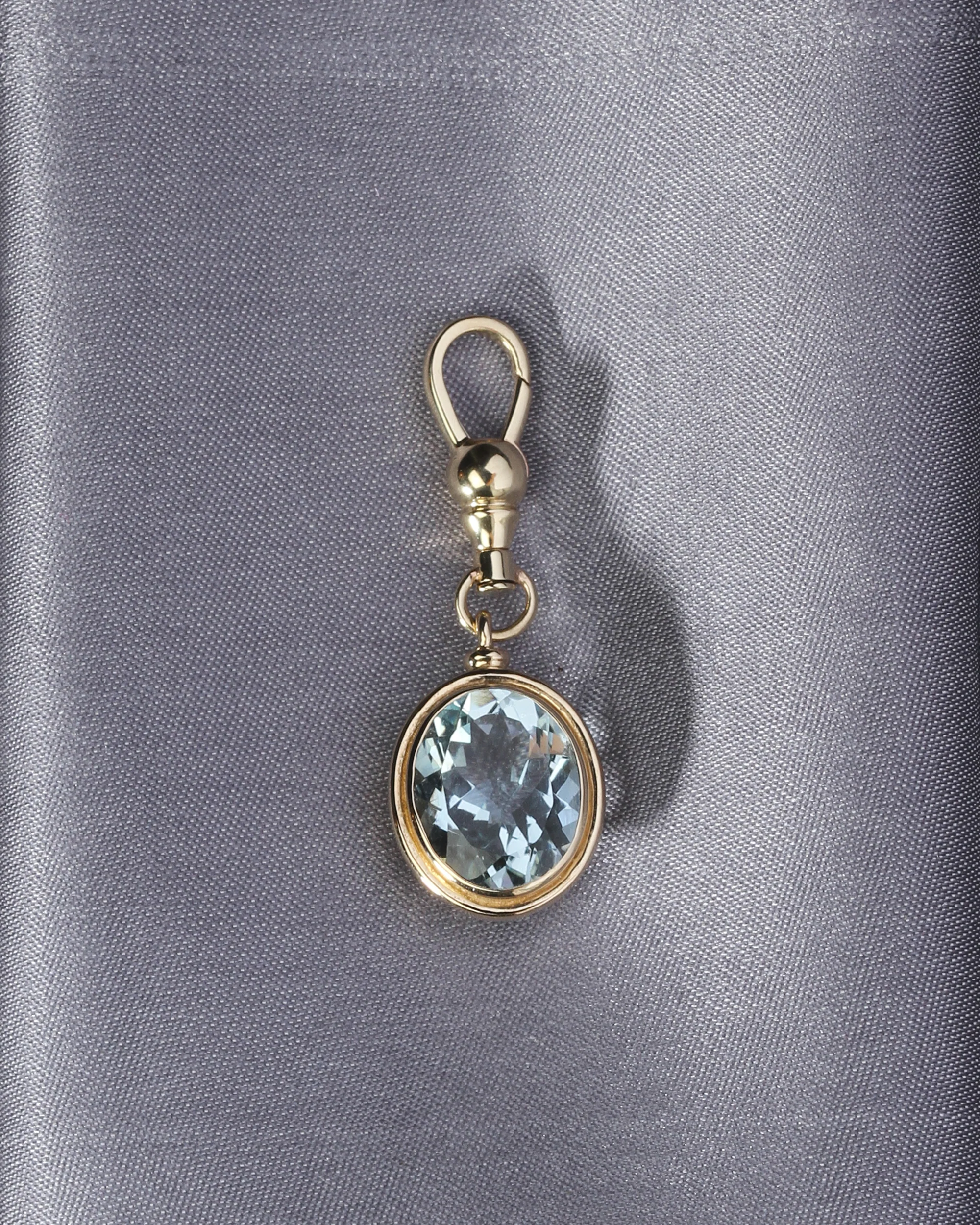 Uma Aquamarine Pendant Solid Gold - Image 3