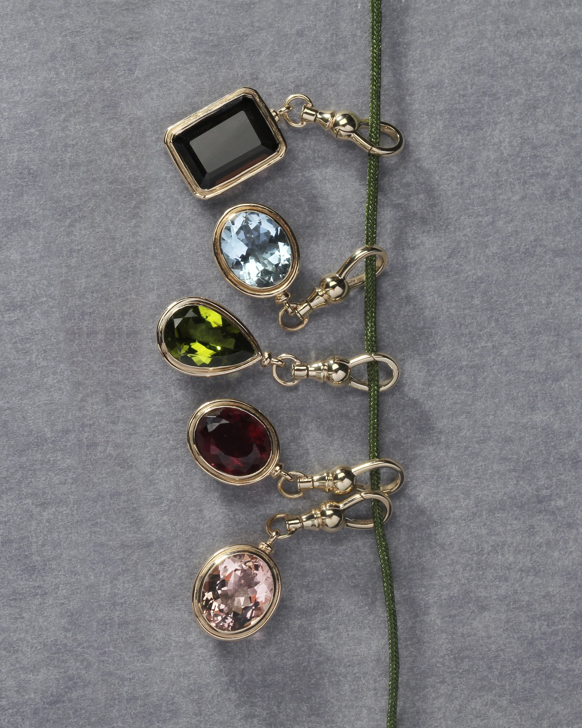 Uma Morganite Pendant Solid Gold - Image 5
