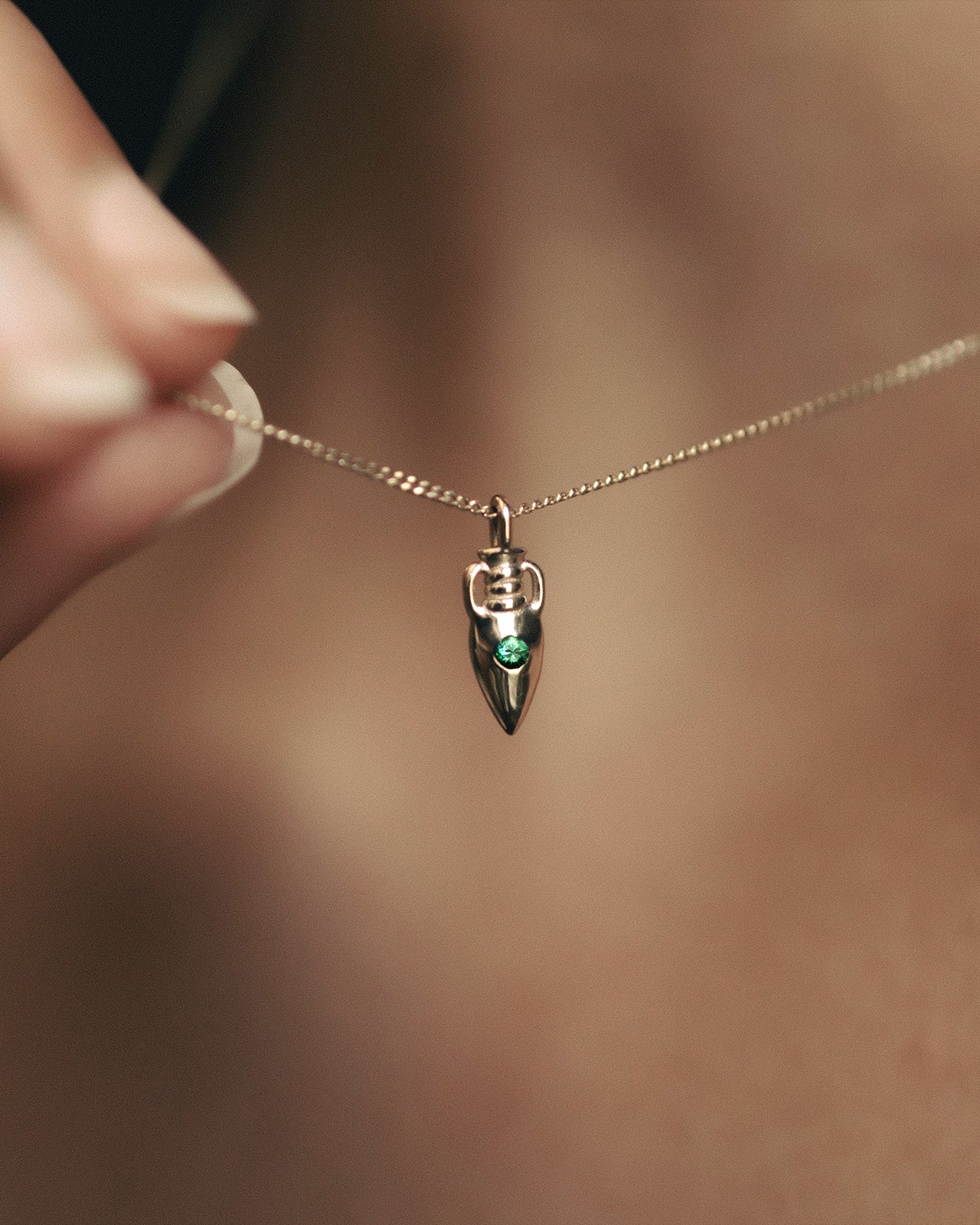 Urn Necklace Emerald Solid Gold - Image 2